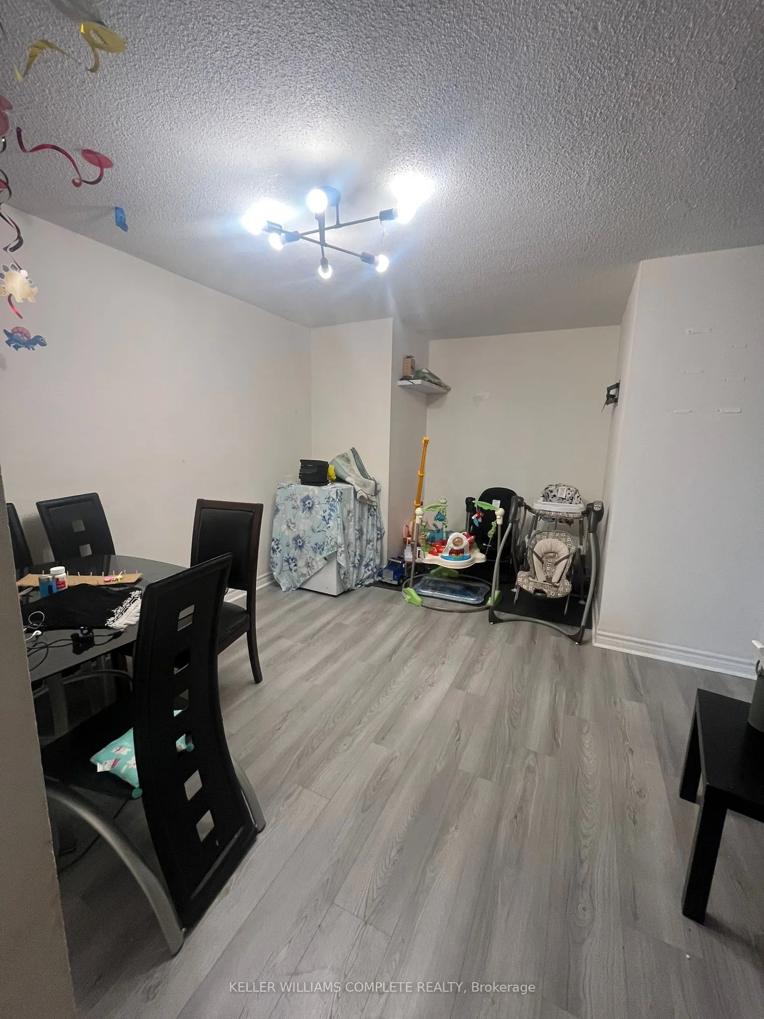 100 Wingarden Court, #1005