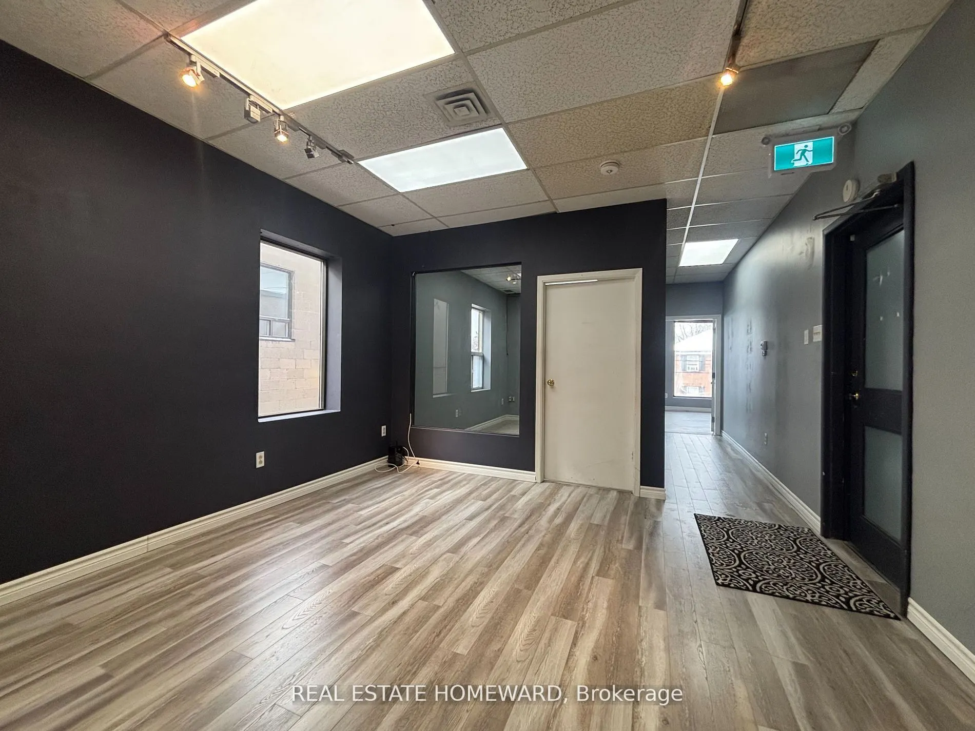 863 Broadview Avenue, #Upper