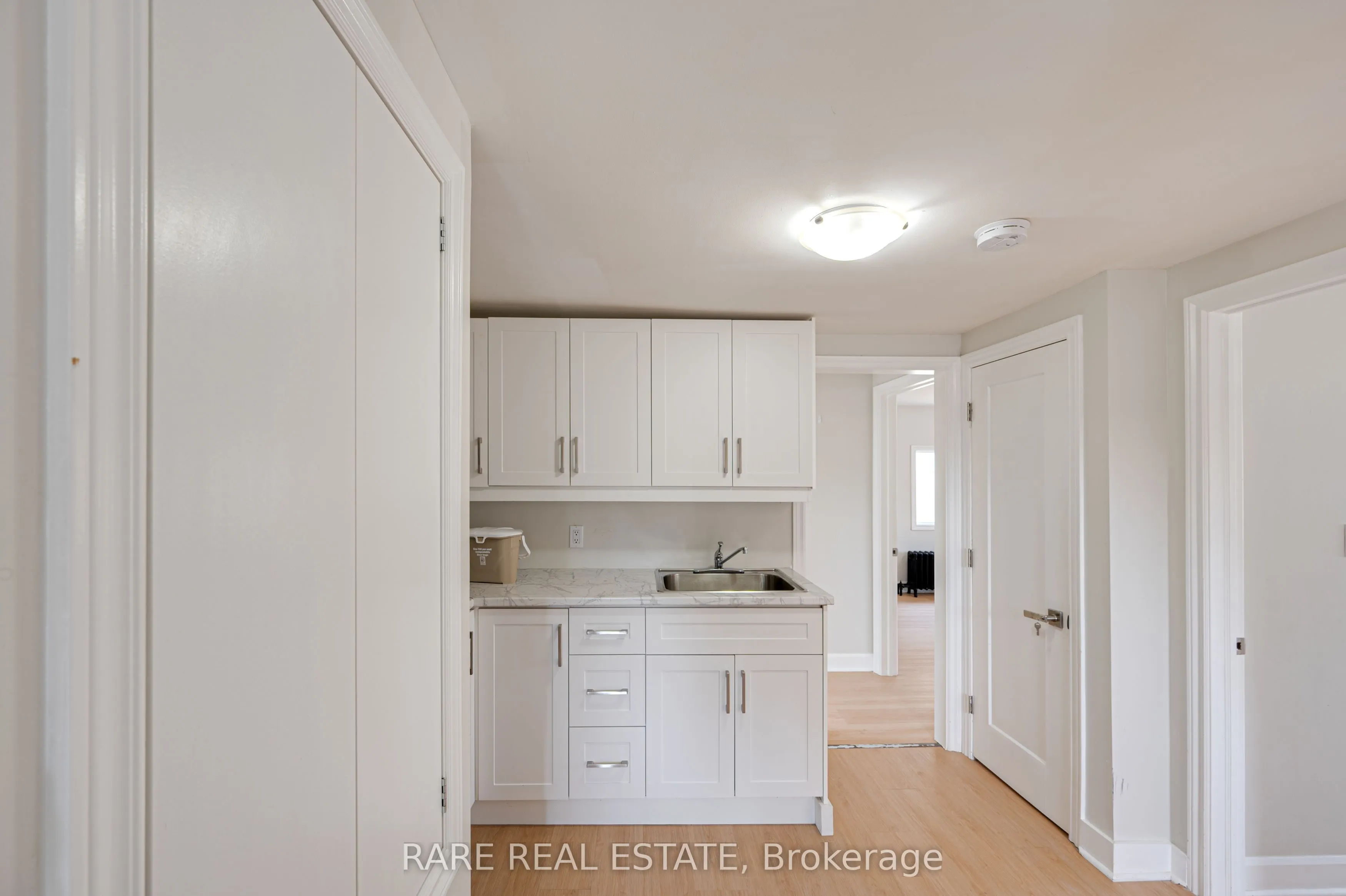 210 Albert Street, #2