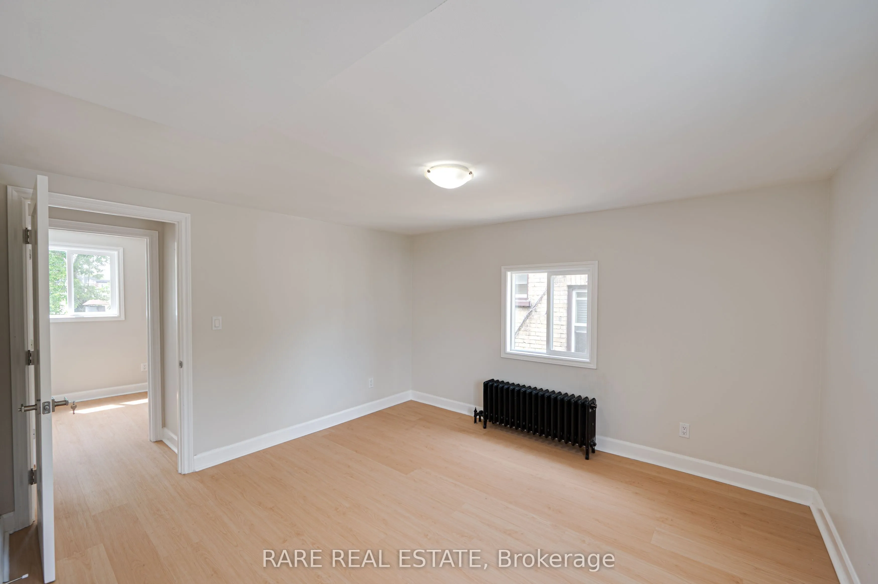 210 Albert Street, #2