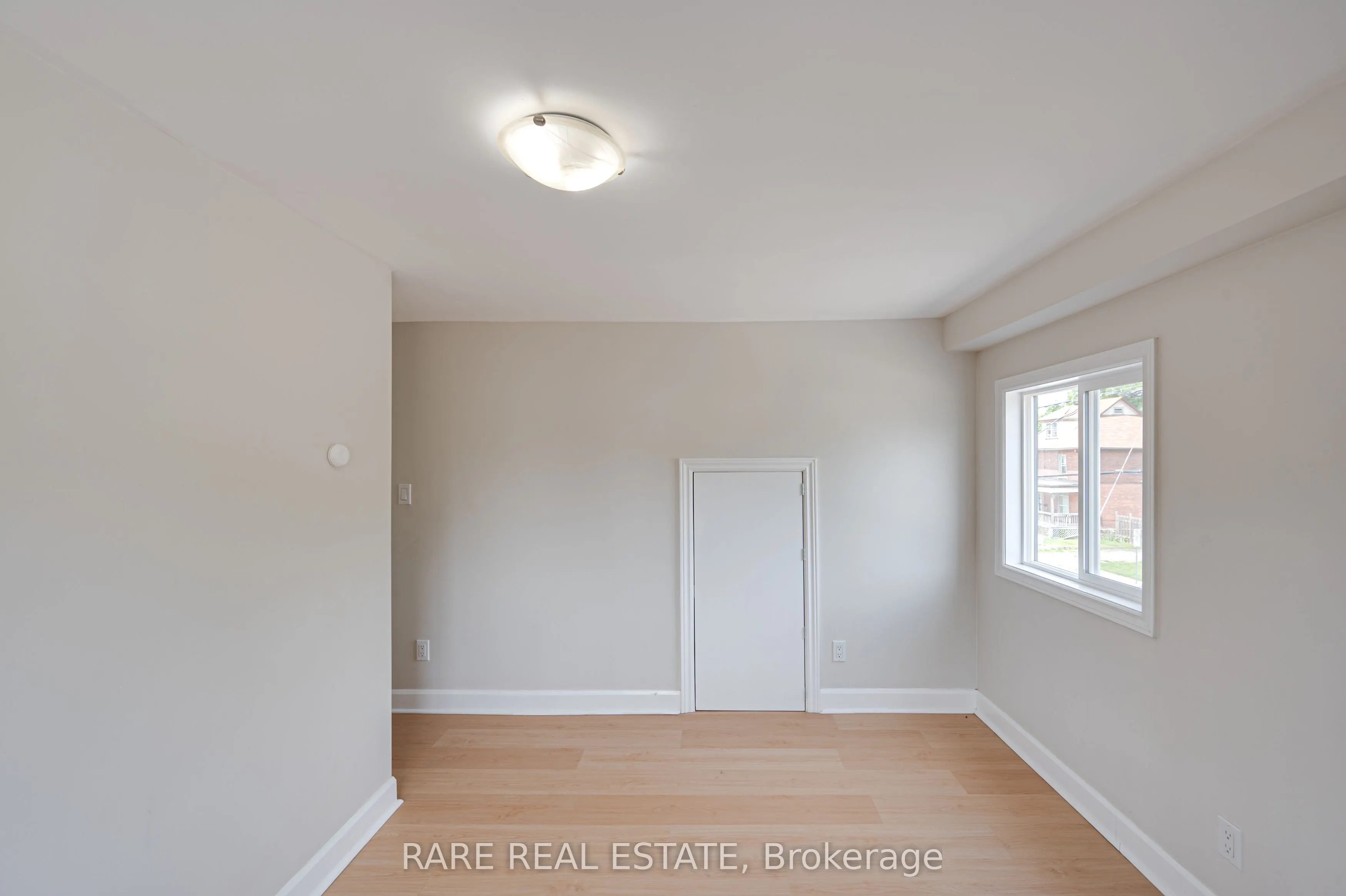 210 Albert Street, #2
