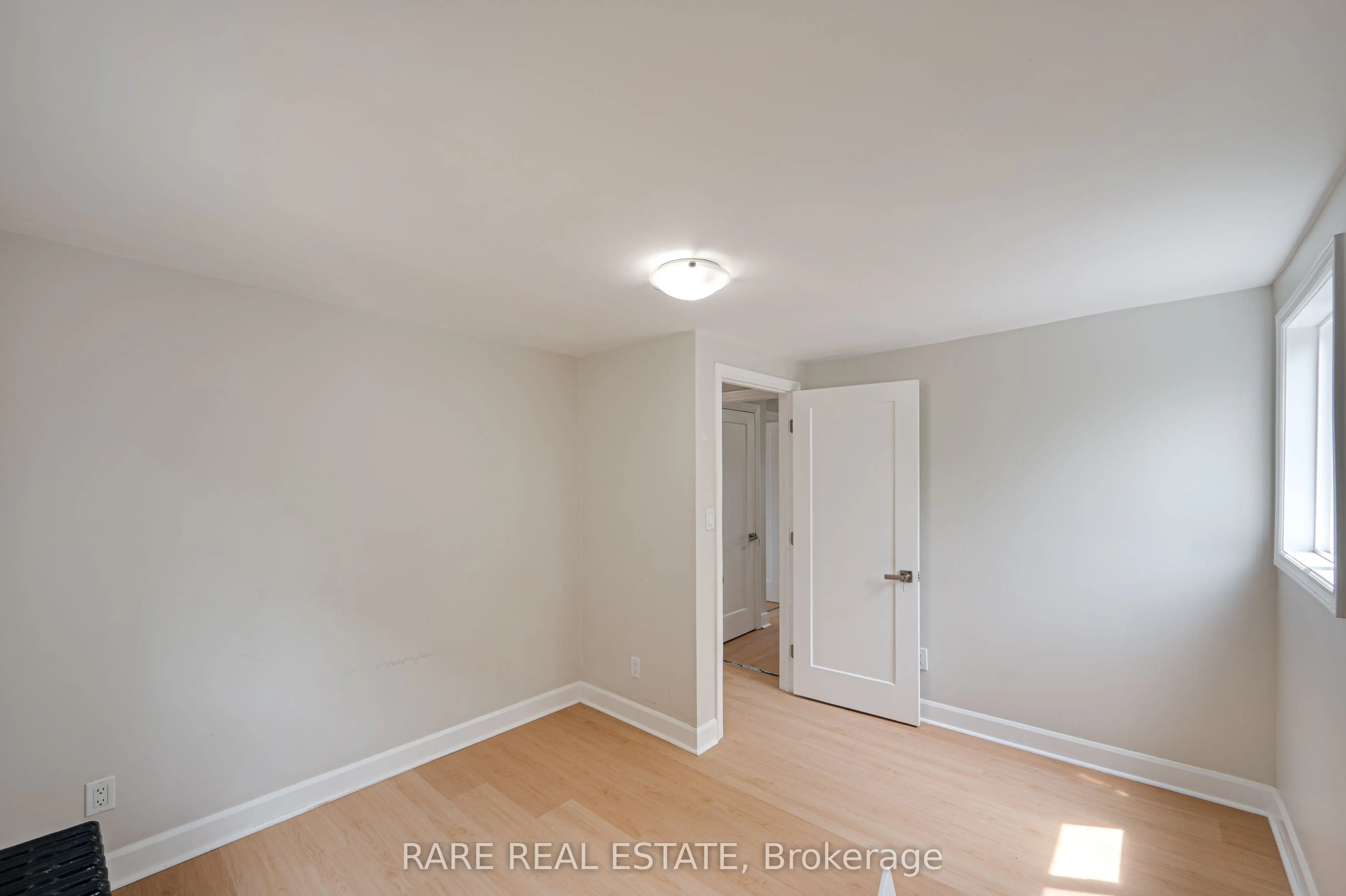 210 Albert Street, #2