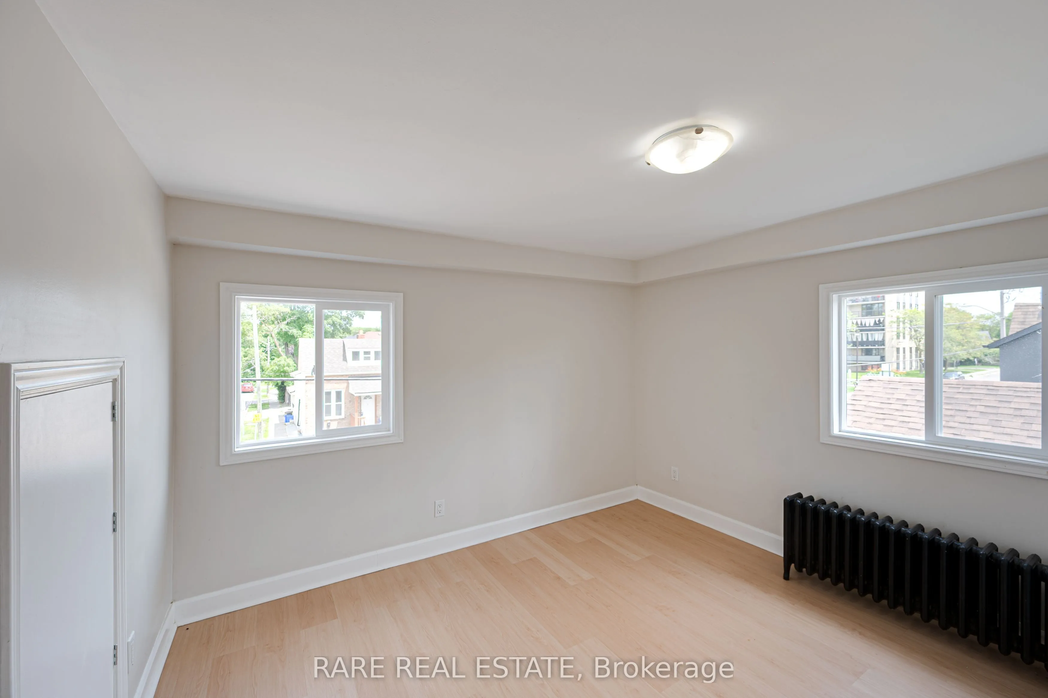 210 Albert Street, #2
