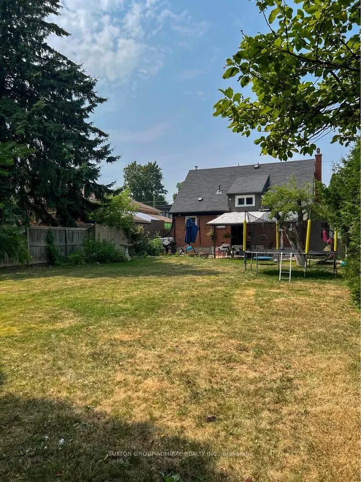 65 Adanac Drive, #LOWER