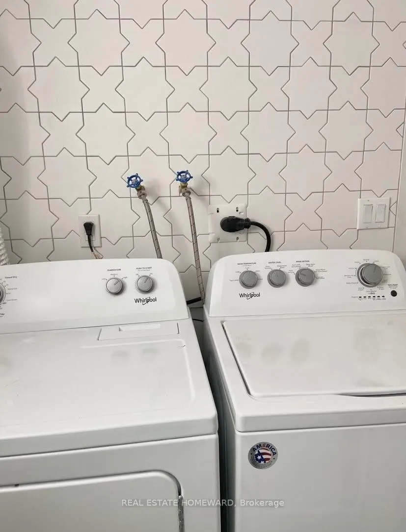 53 Stamford Square S, #Bsmt Room 2
