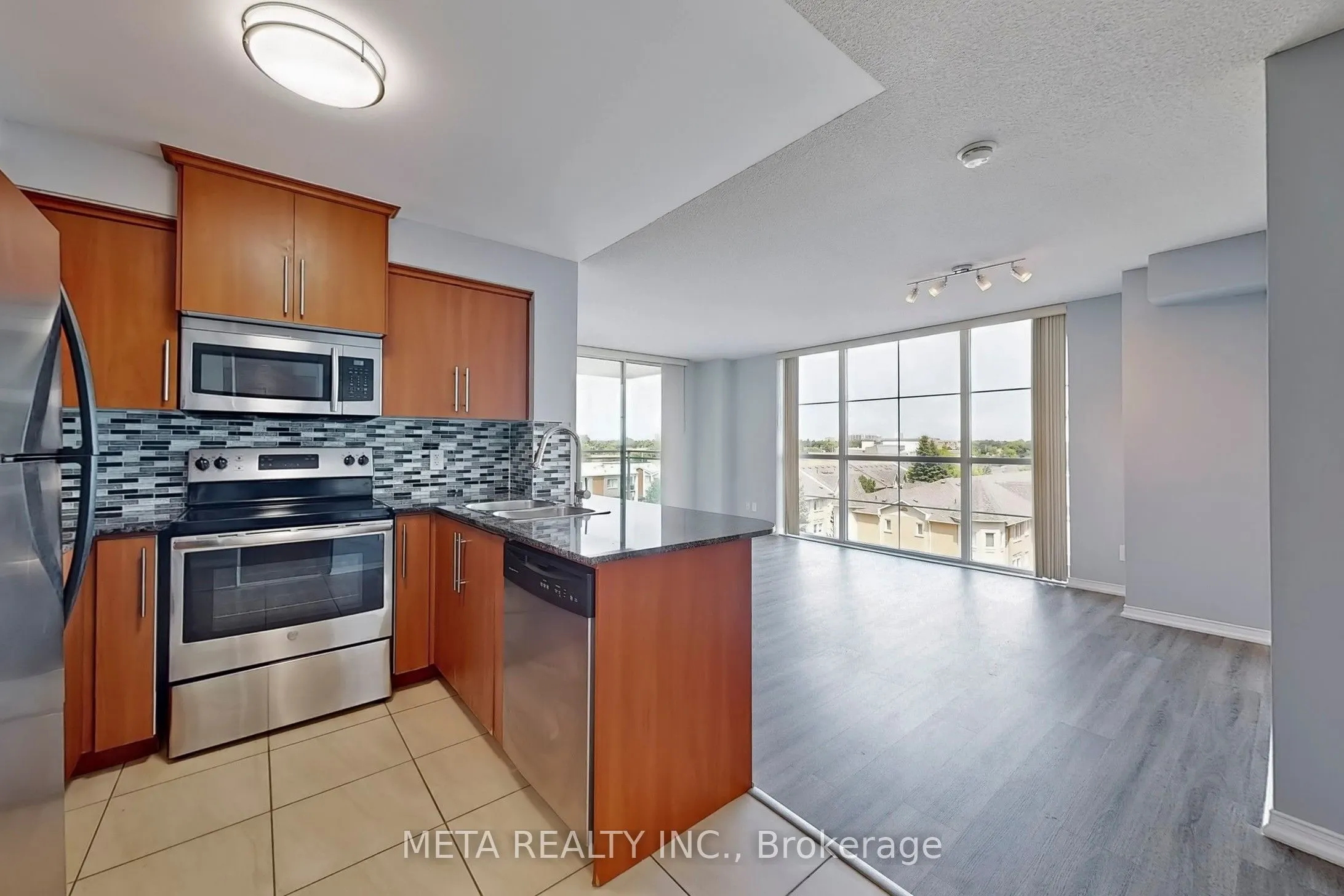 8 Rosebank Drive, #5L