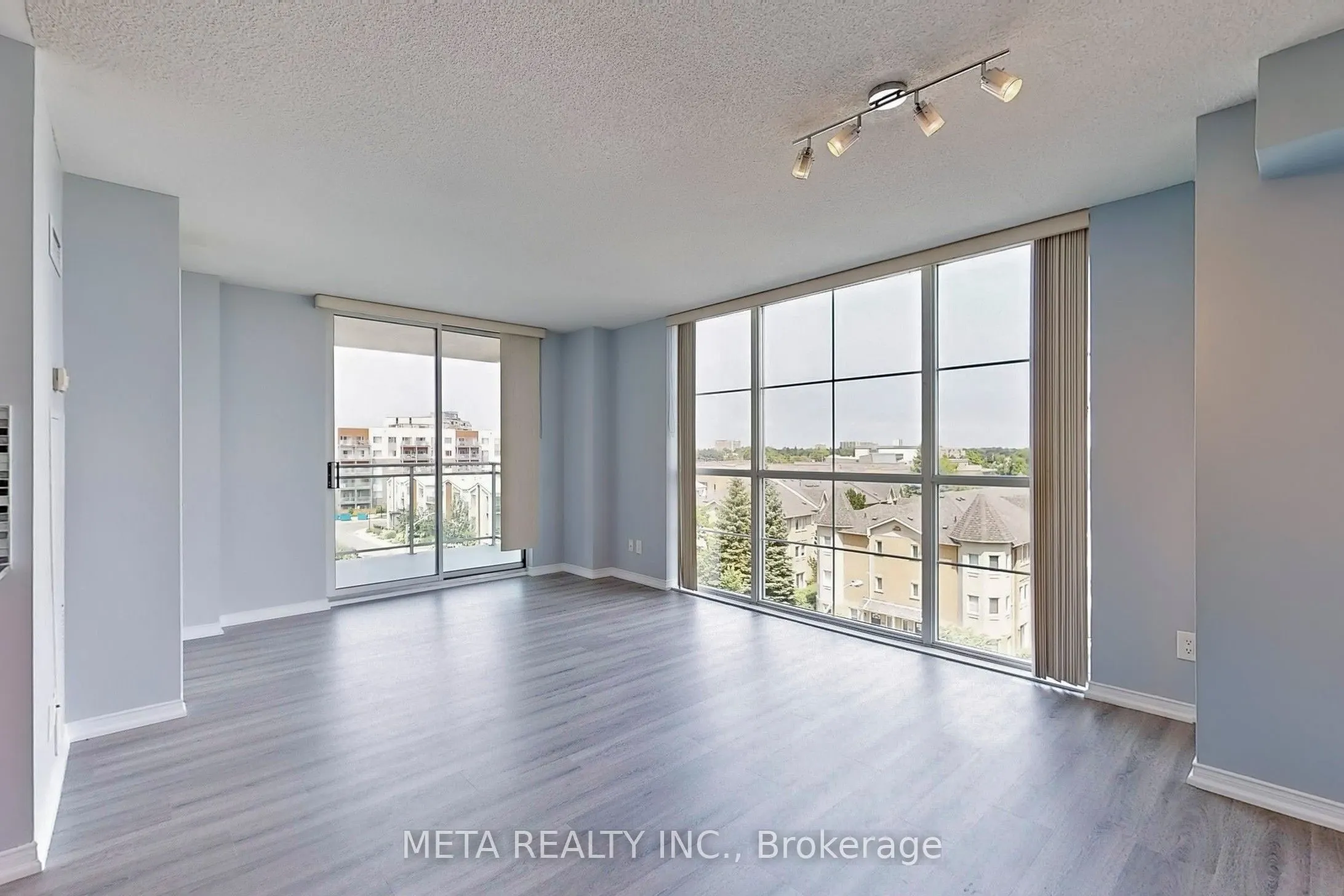 8 Rosebank Drive, #5L