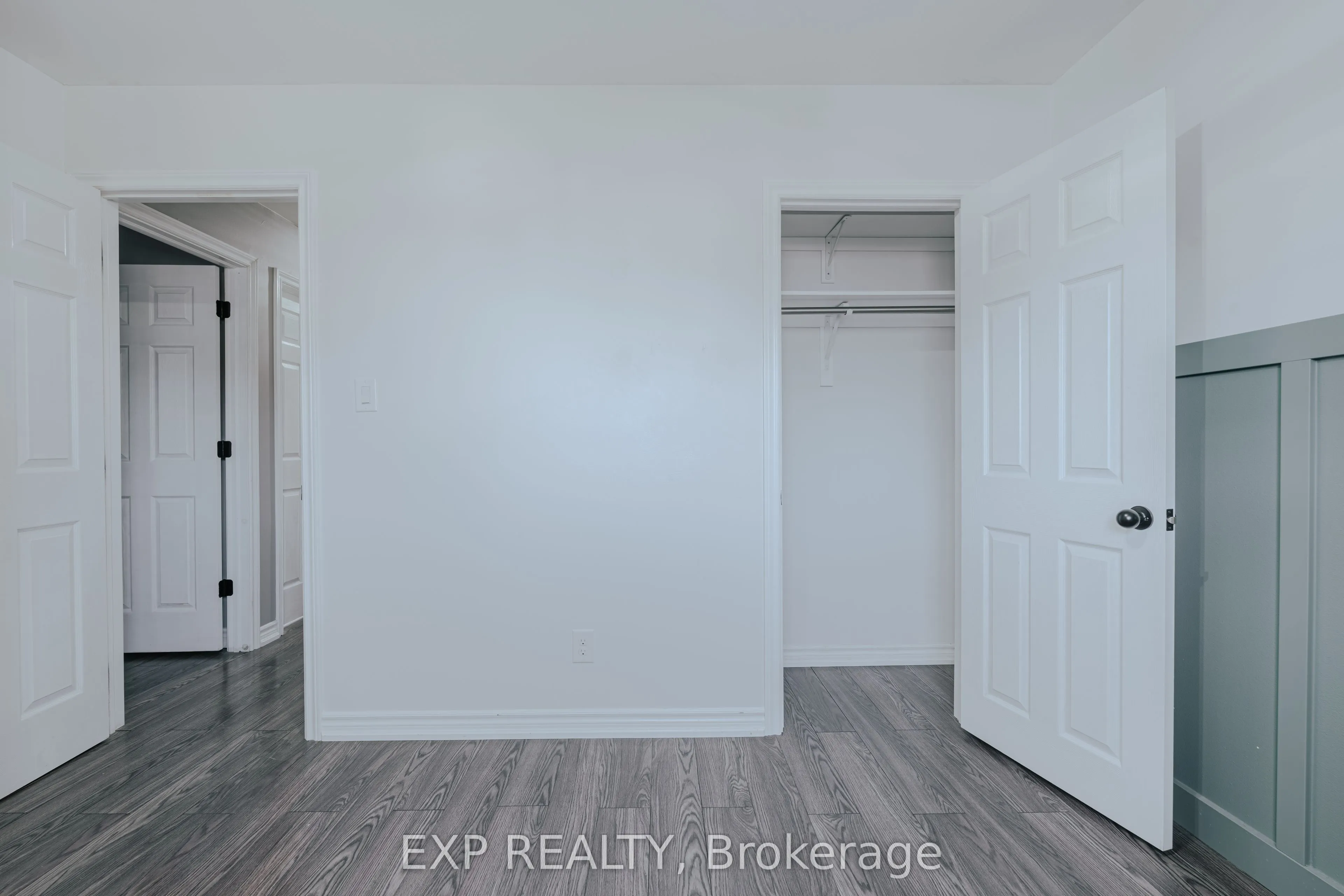 39 Seneca Avenue