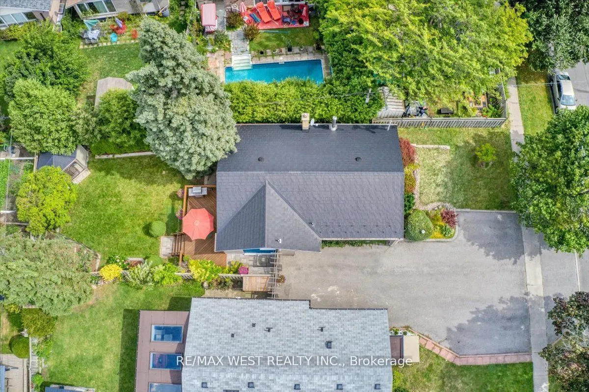254 Confederation Drive