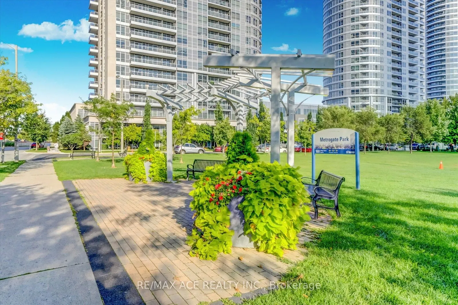 275 Village Green Square, #1323