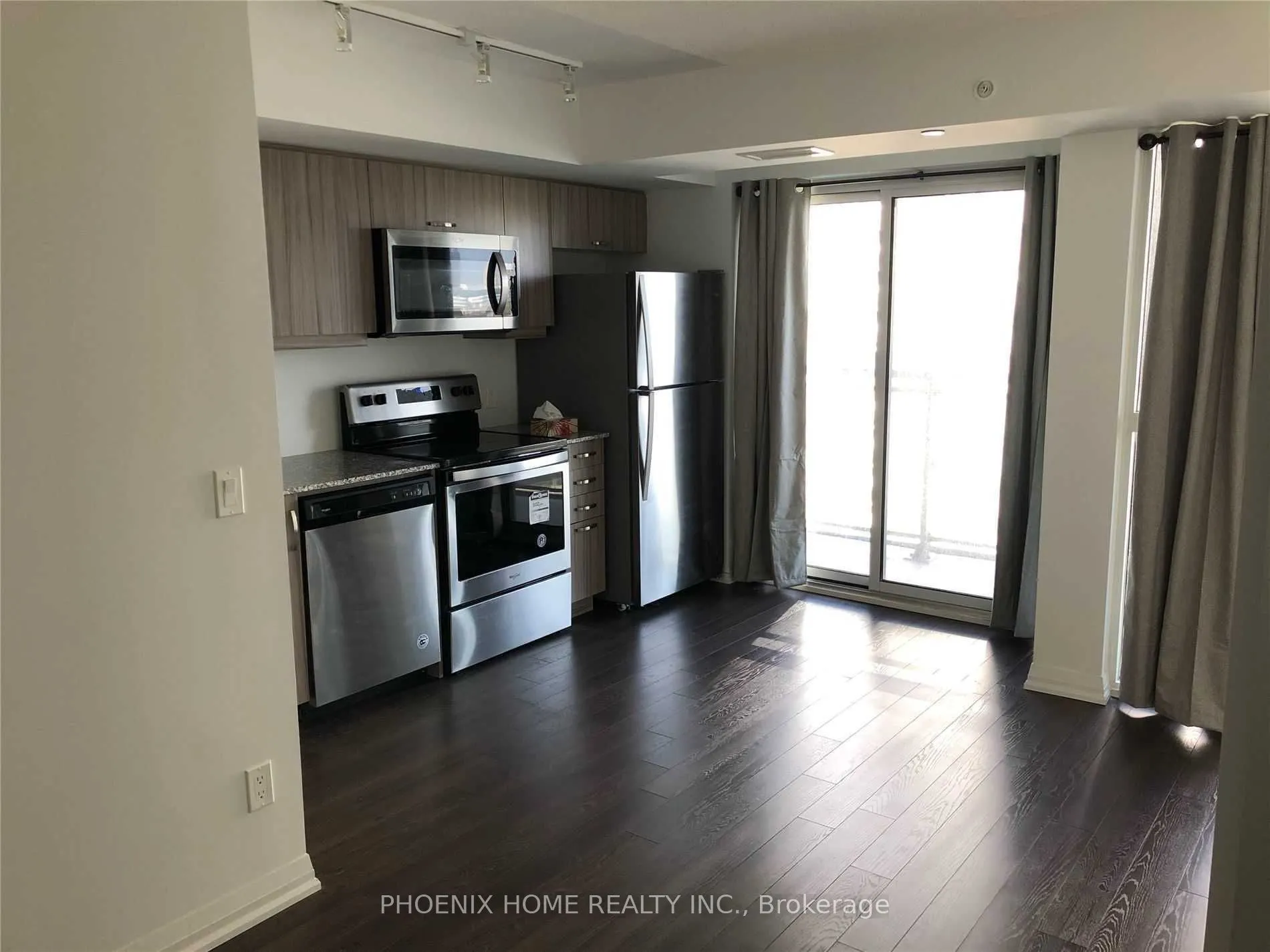 30 Meadowglen Place, #708