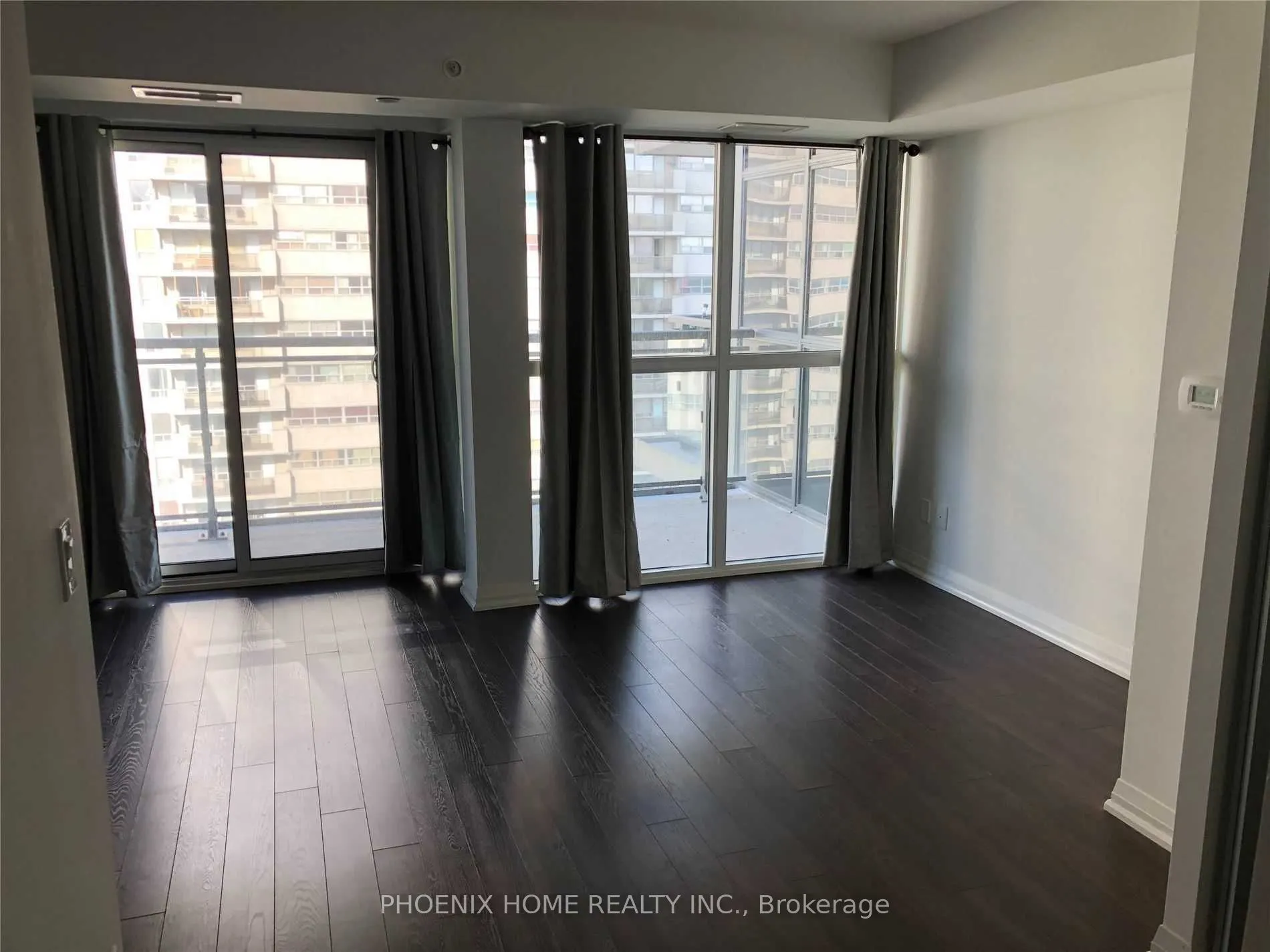 30 Meadowglen Place, #708