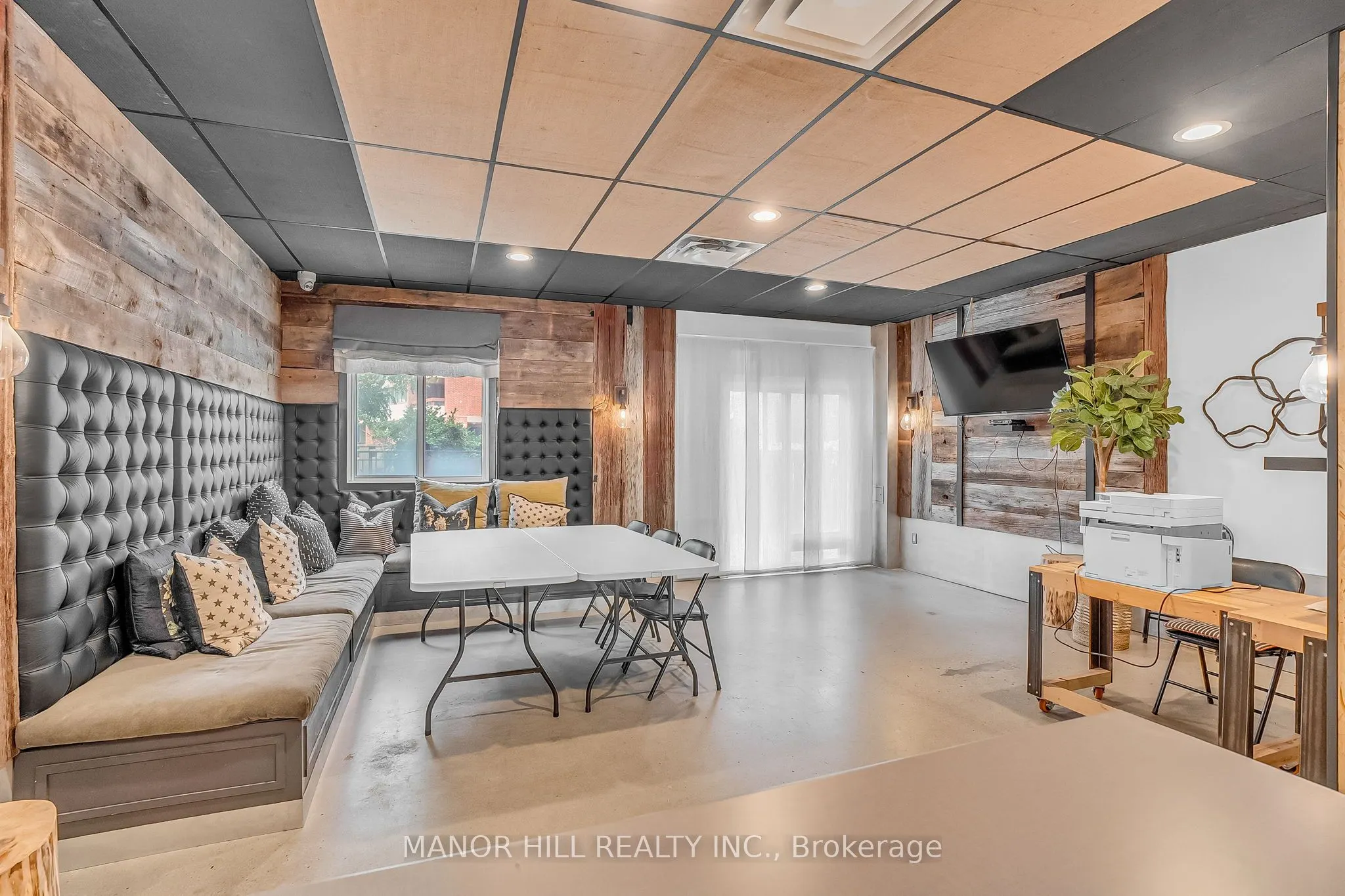 2351 Kennedy Road, #301