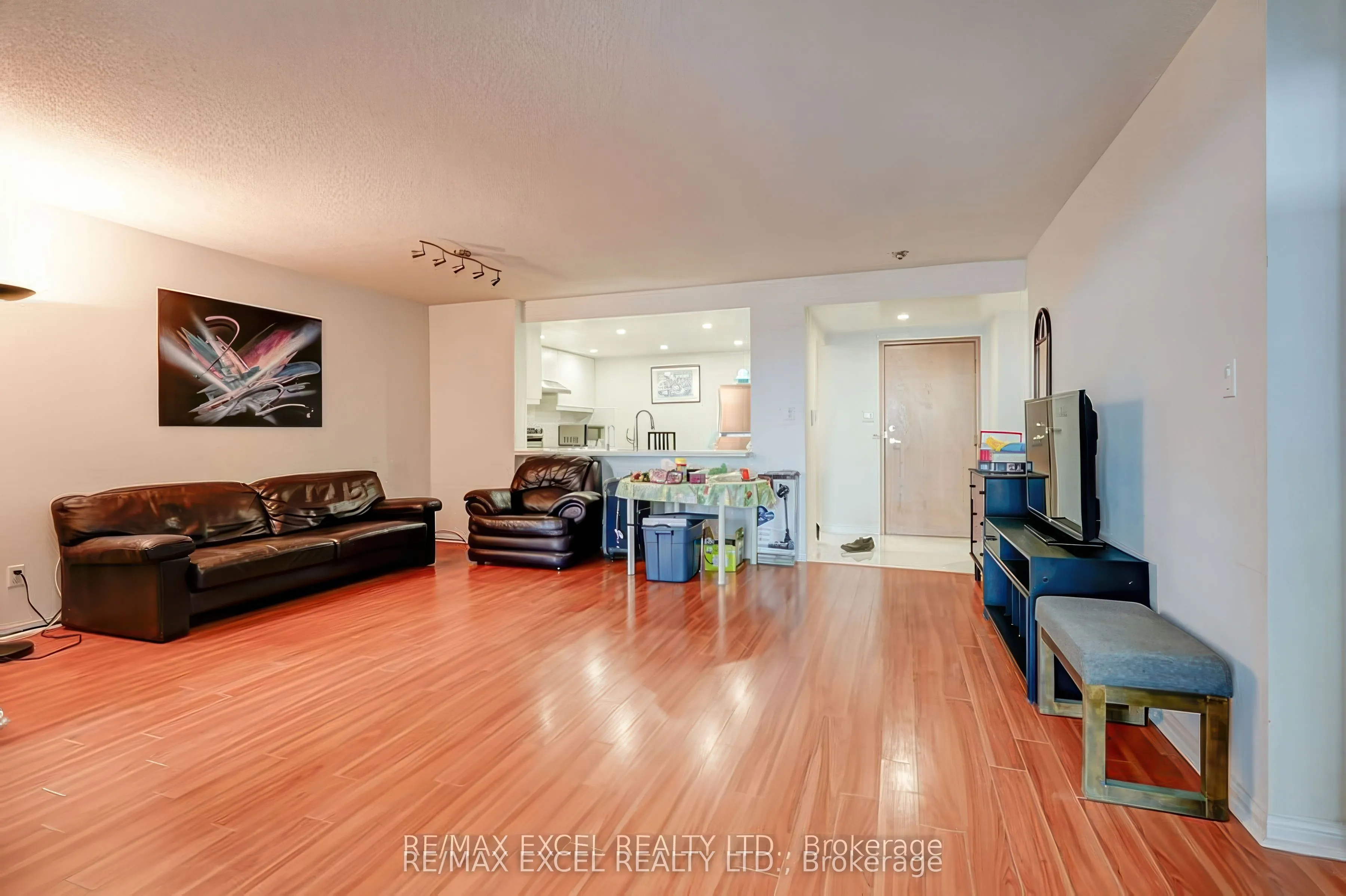 88 Corporate Drive, #1011