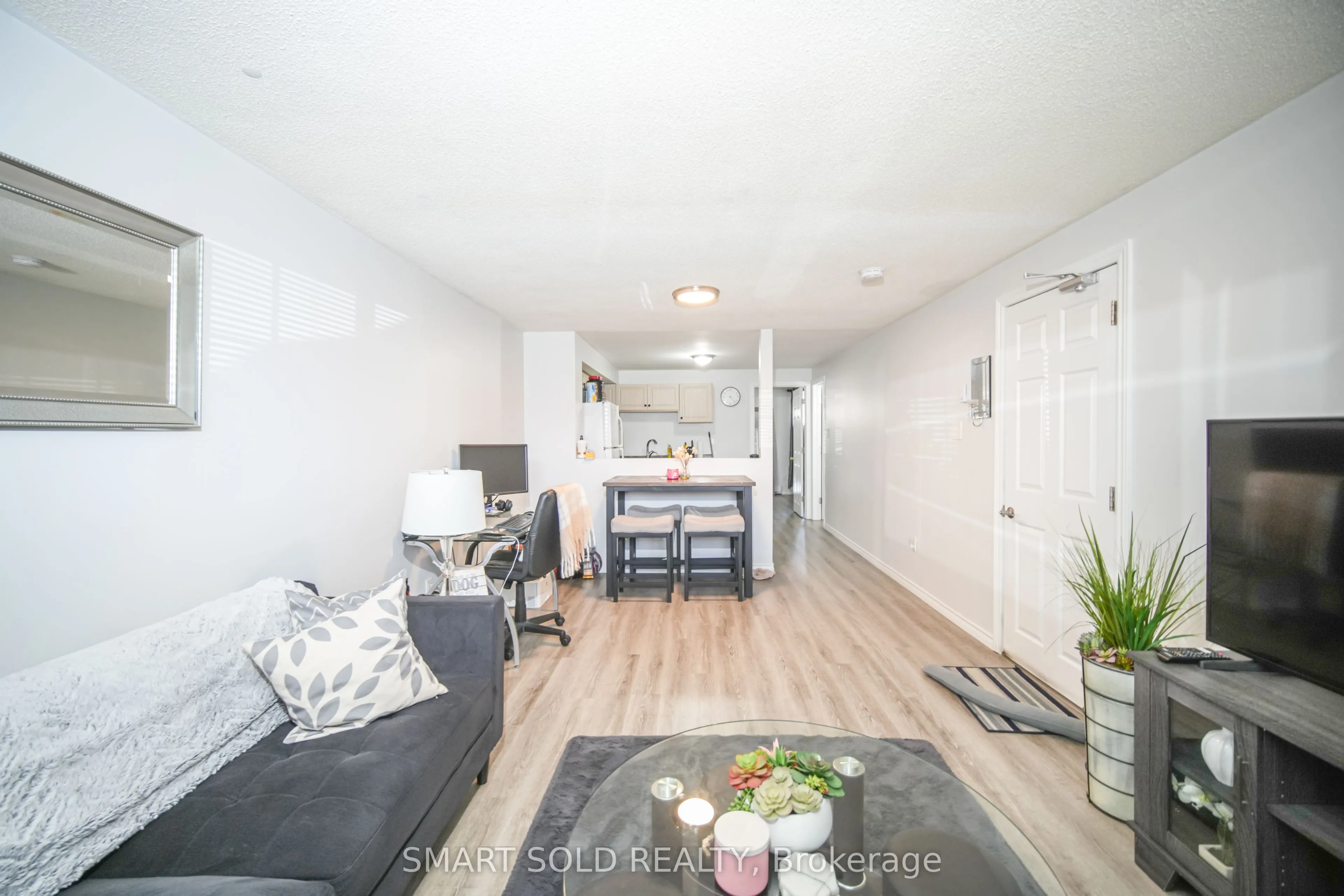 1179 Simcoe Street S