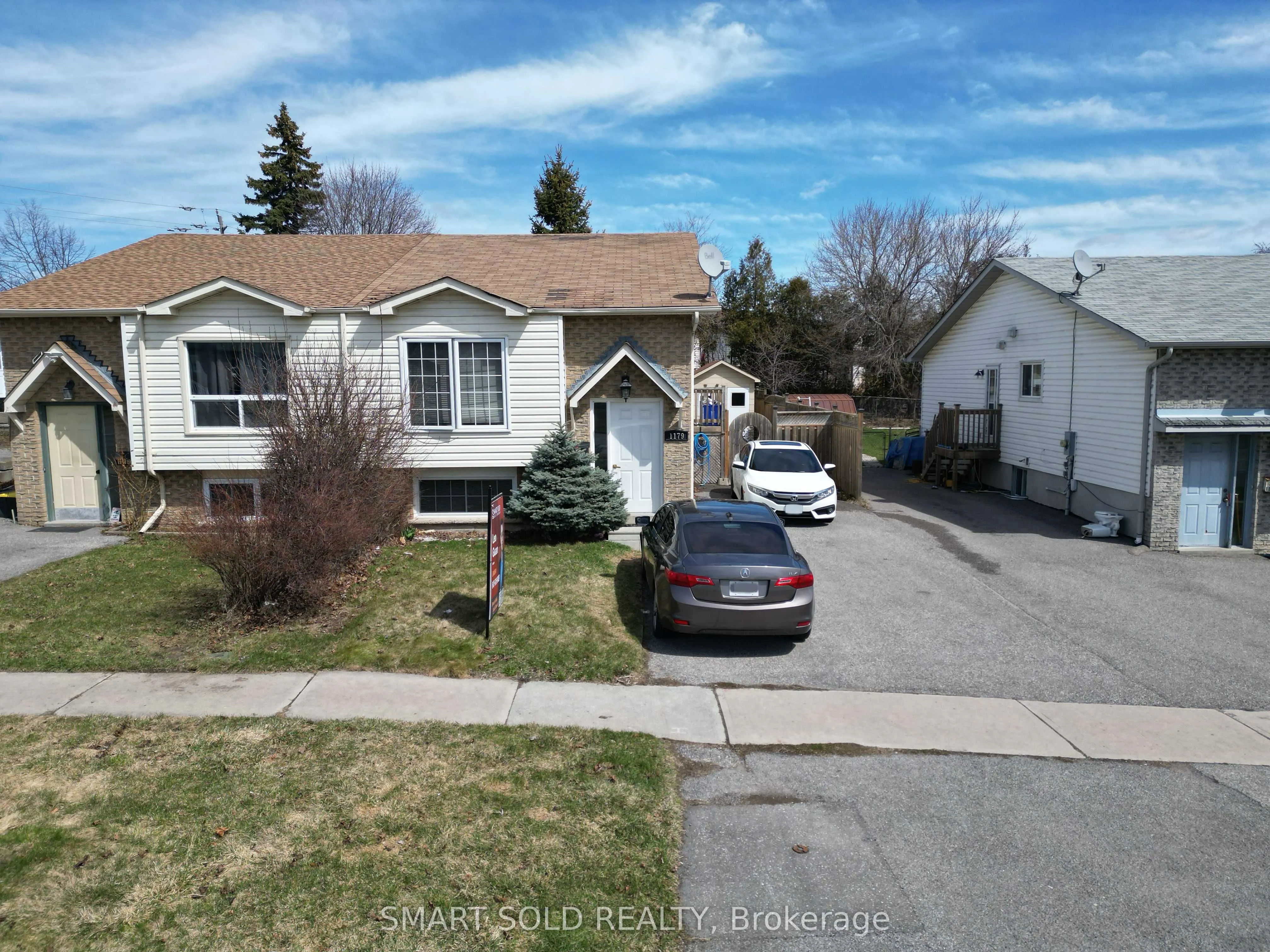 1179 Simcoe Street S