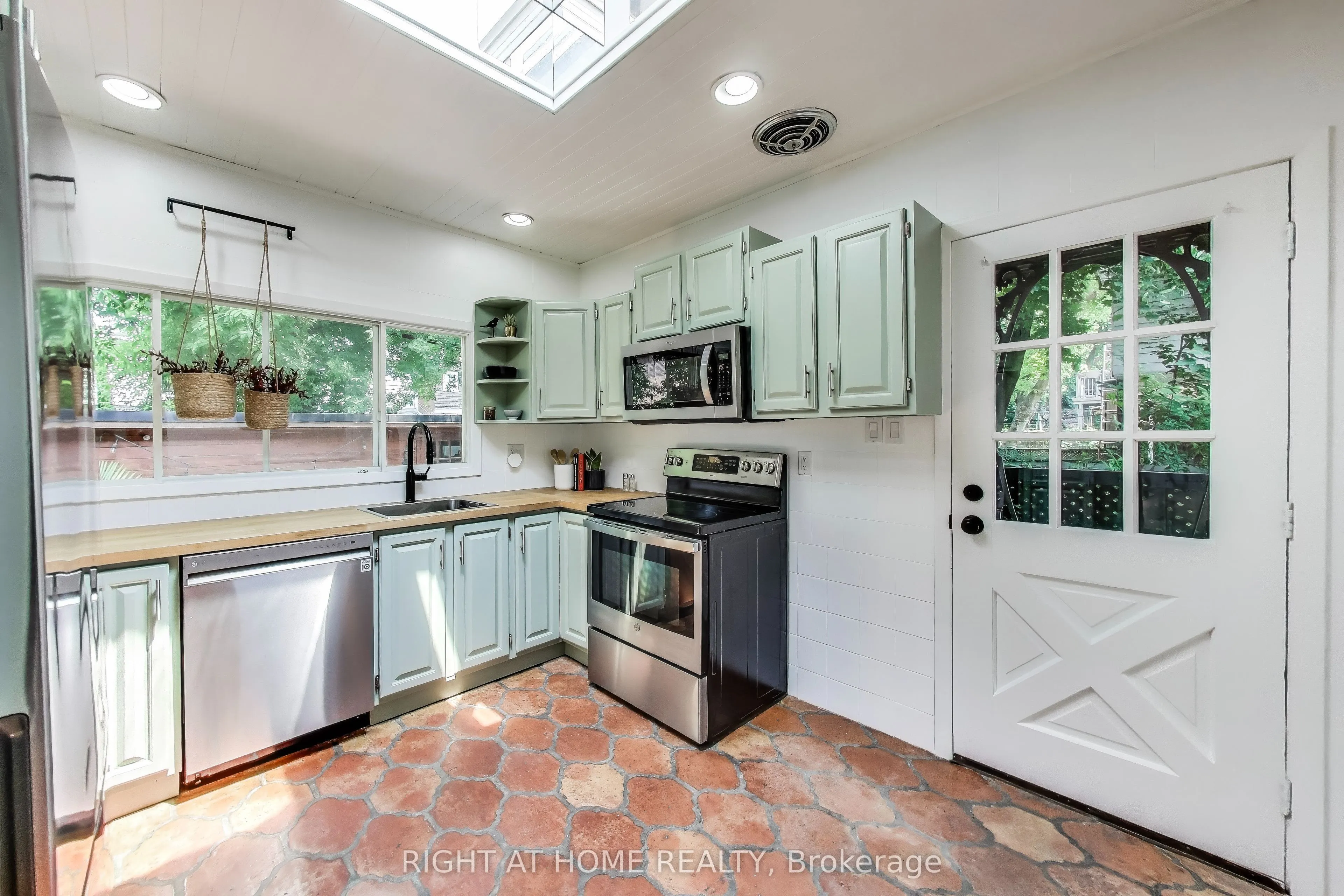 1071 Craven Road