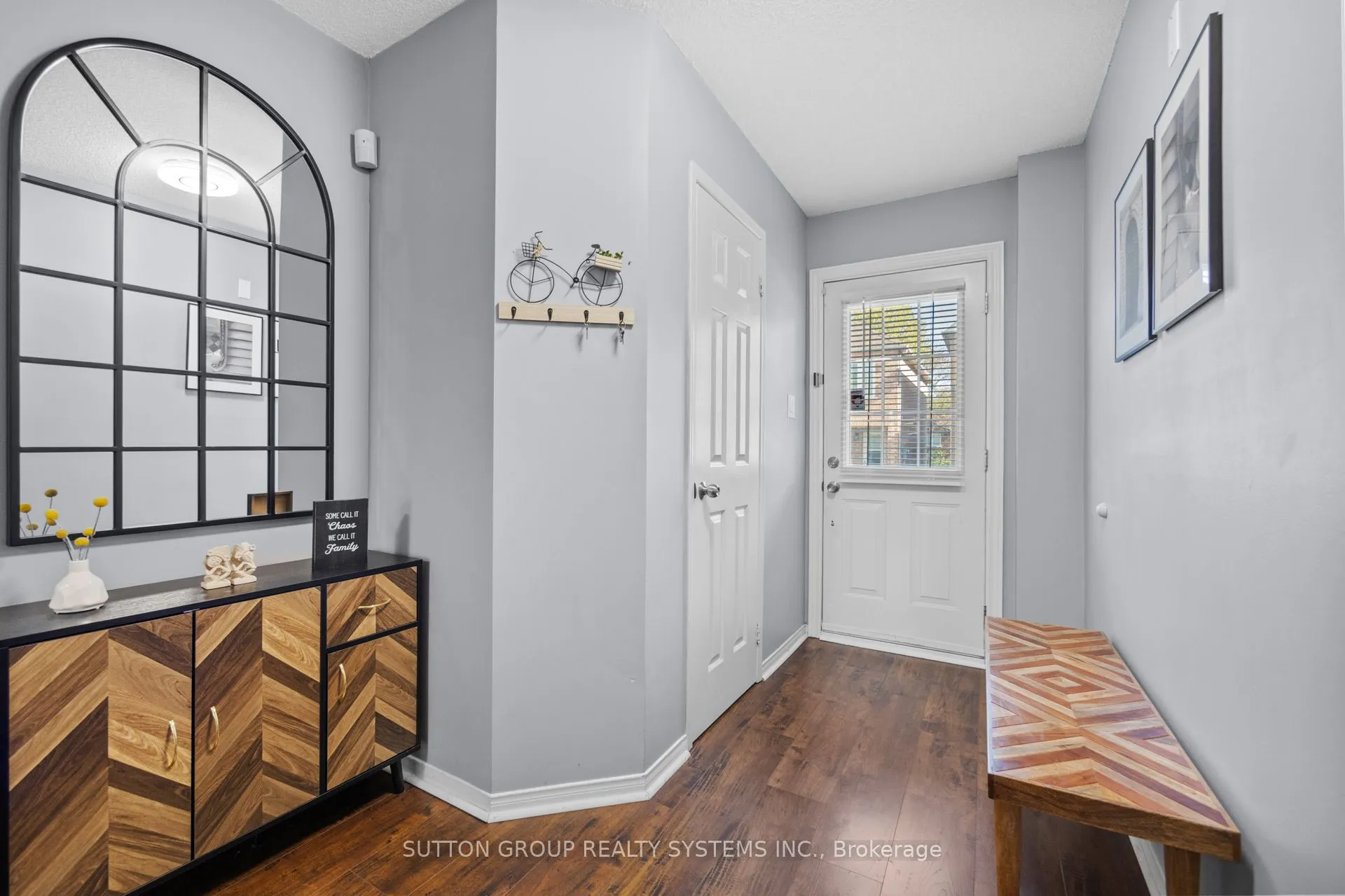1995 Pine Grove Avenue, #33
