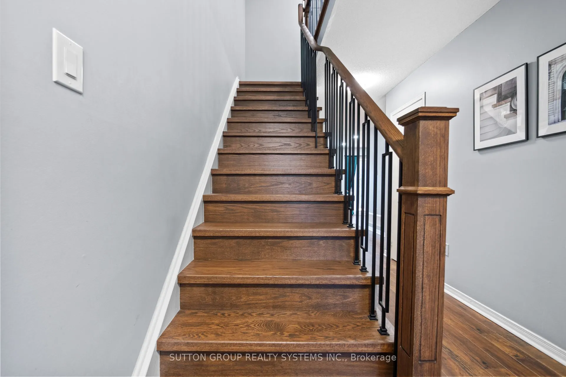 1995 Pine Grove Avenue, #33
