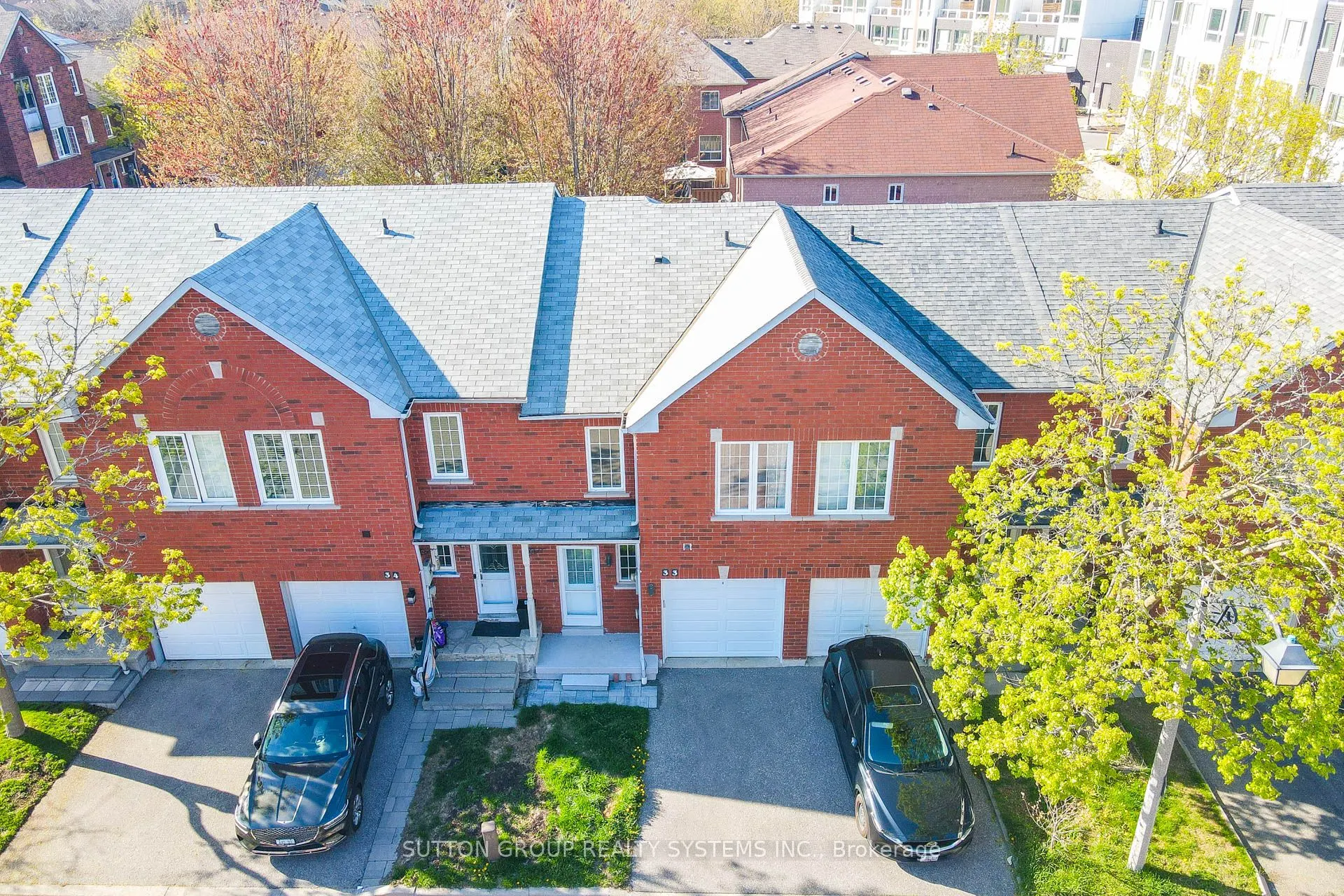 1995 Pine Grove Avenue, #33