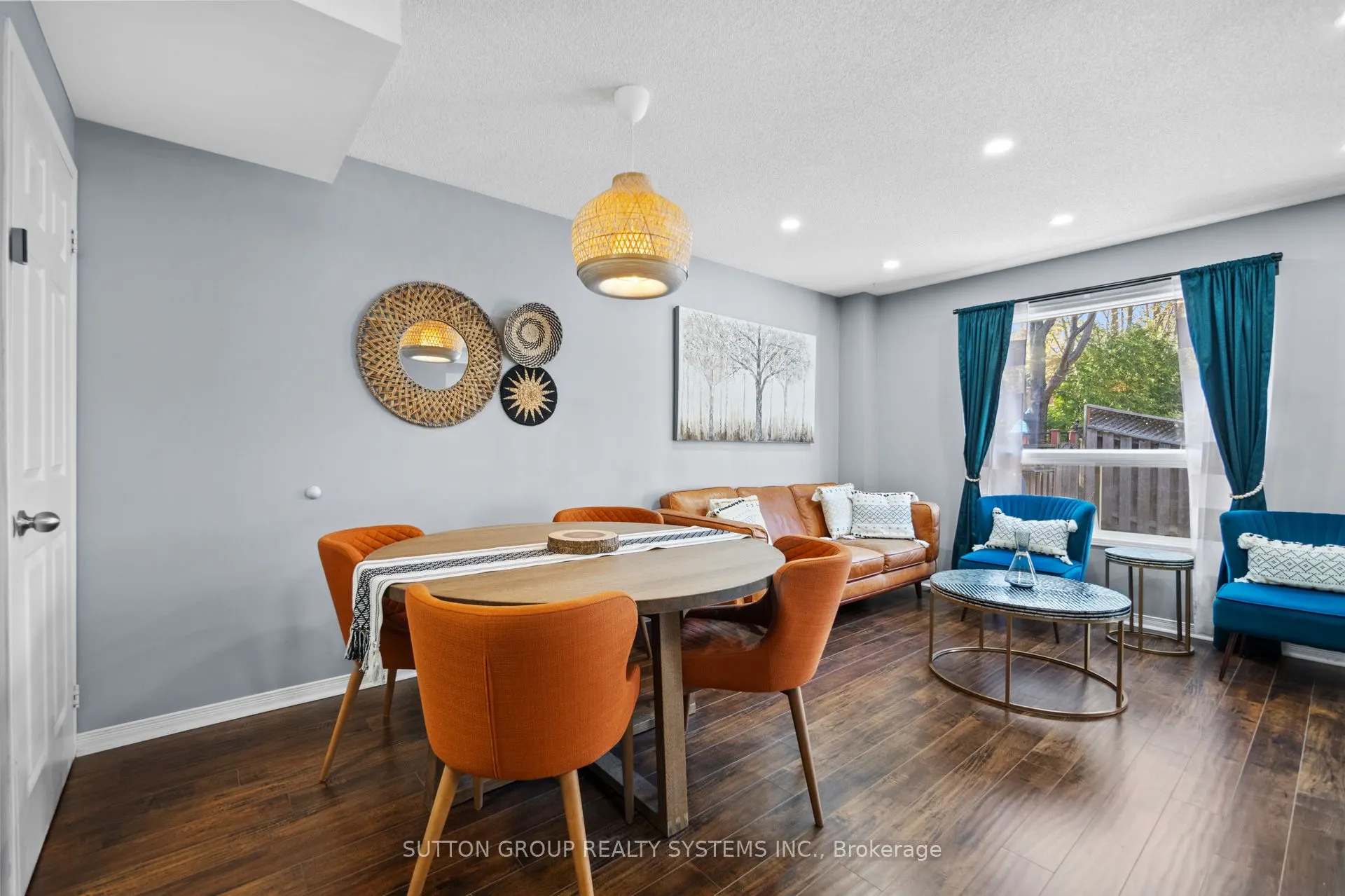 1995 Pine Grove Avenue, #33