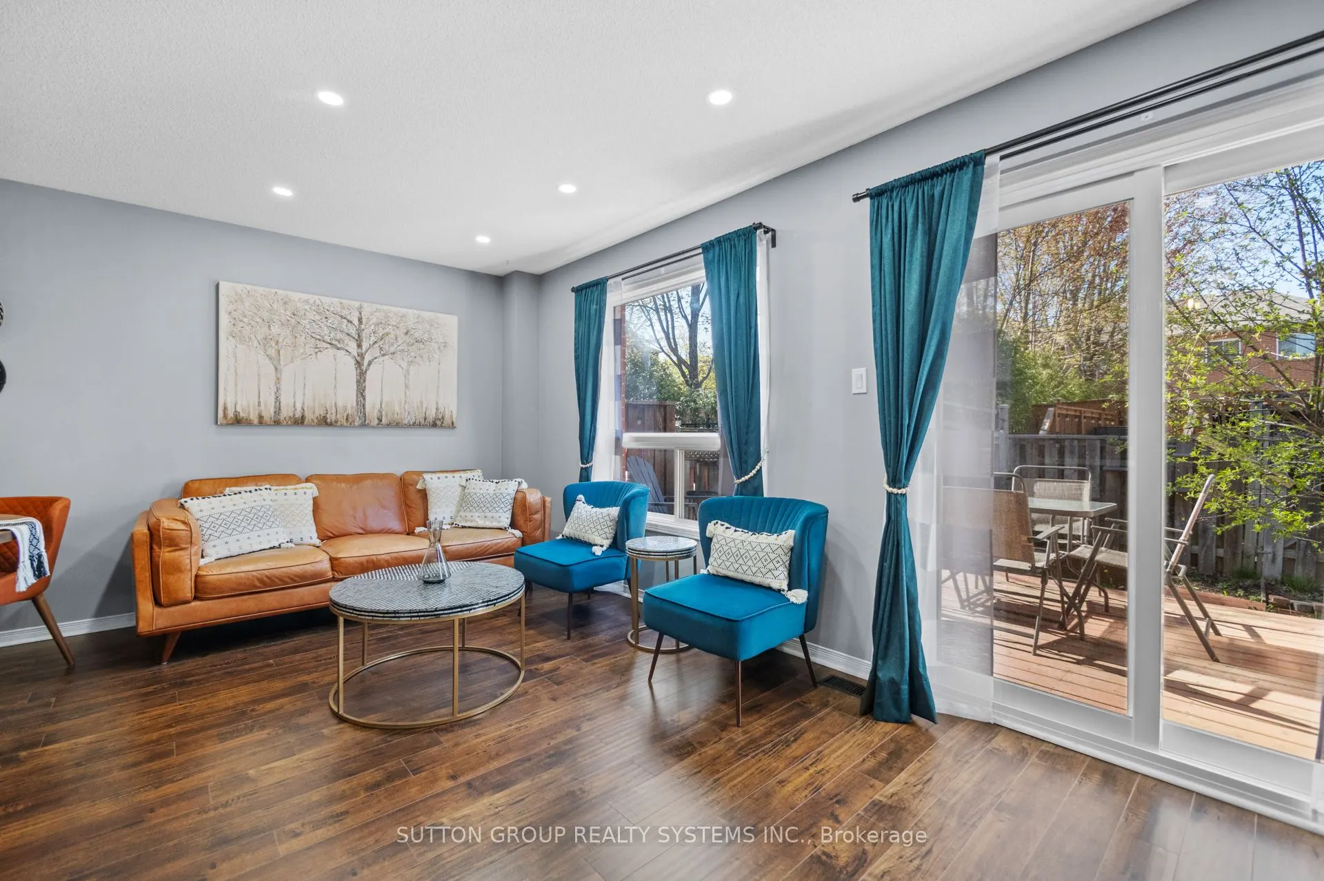1995 Pine Grove Avenue, #33