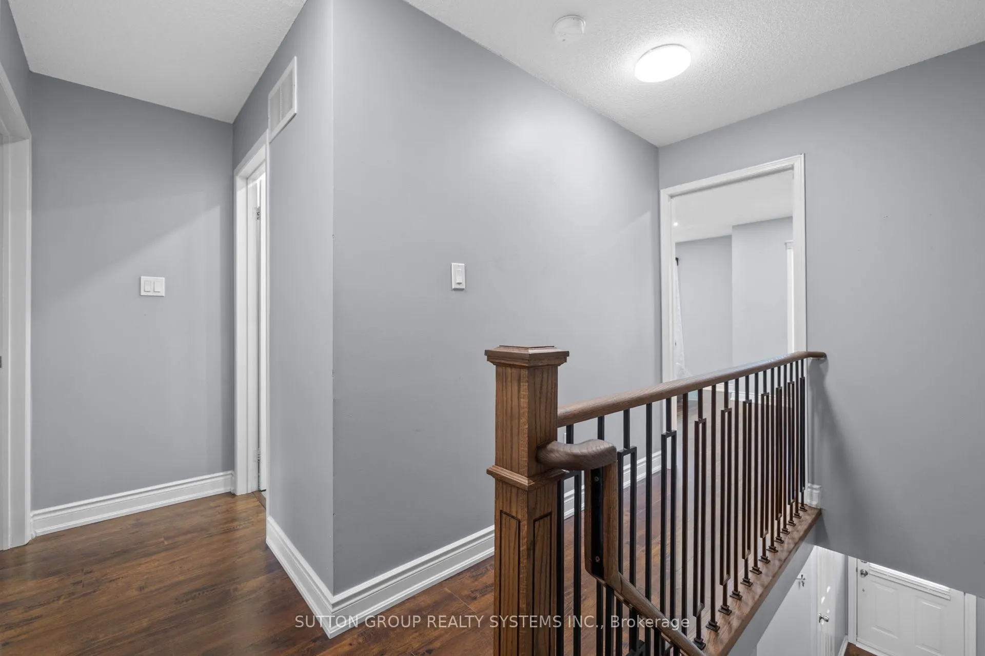 1995 Pine Grove Avenue, #33