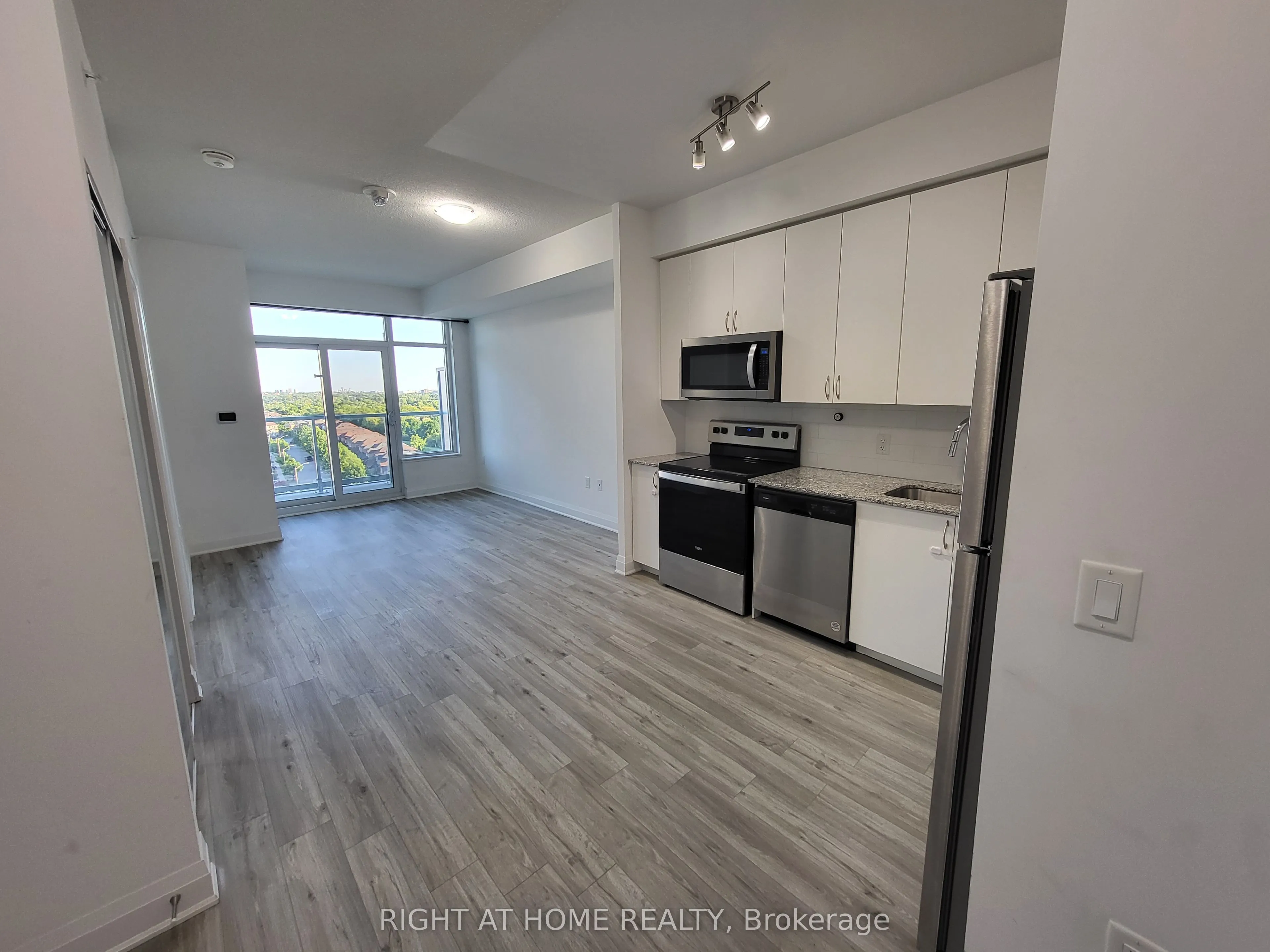 3220 Sheppard Avenue E, #1008