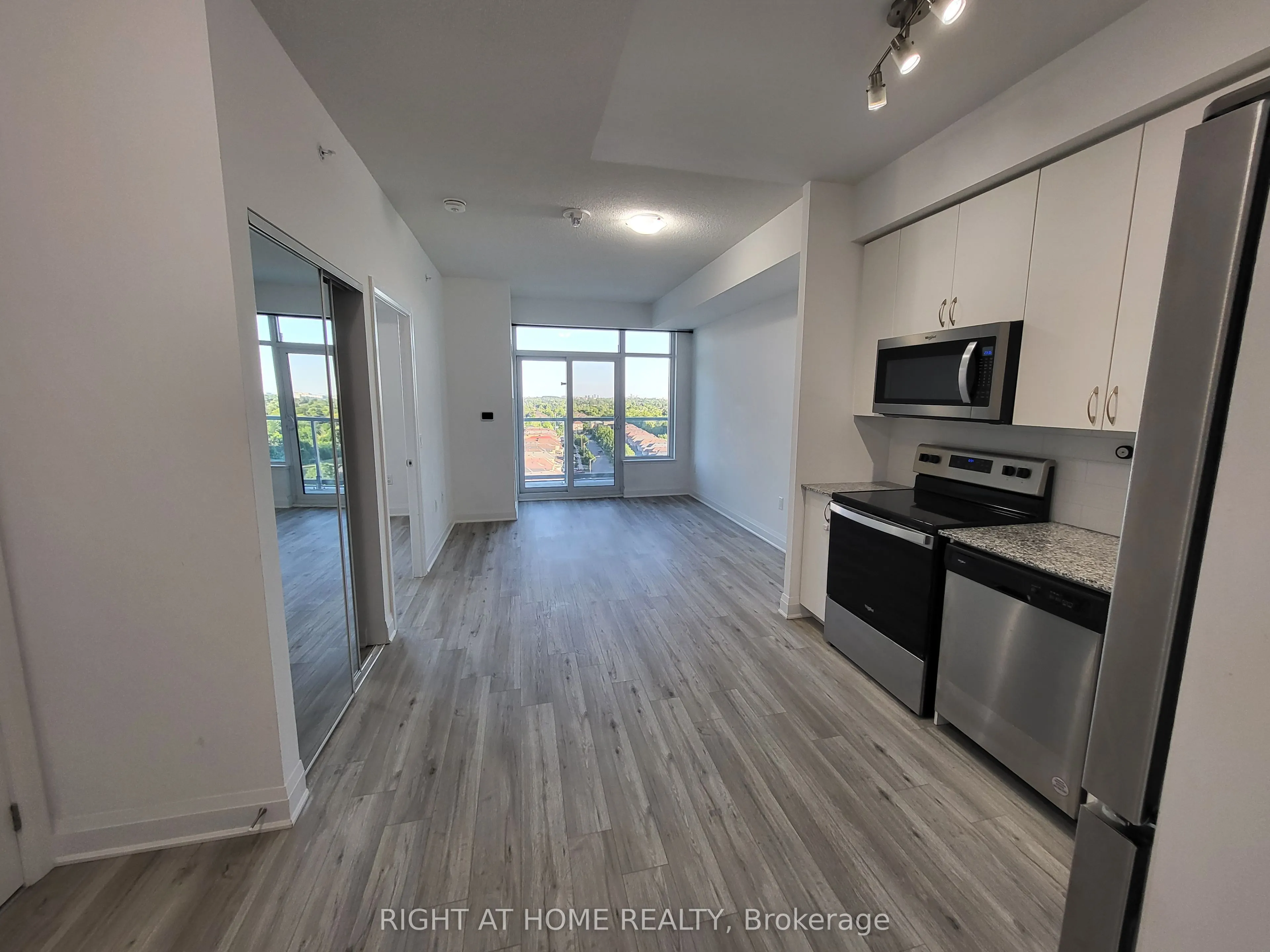3220 Sheppard Avenue E, #1008