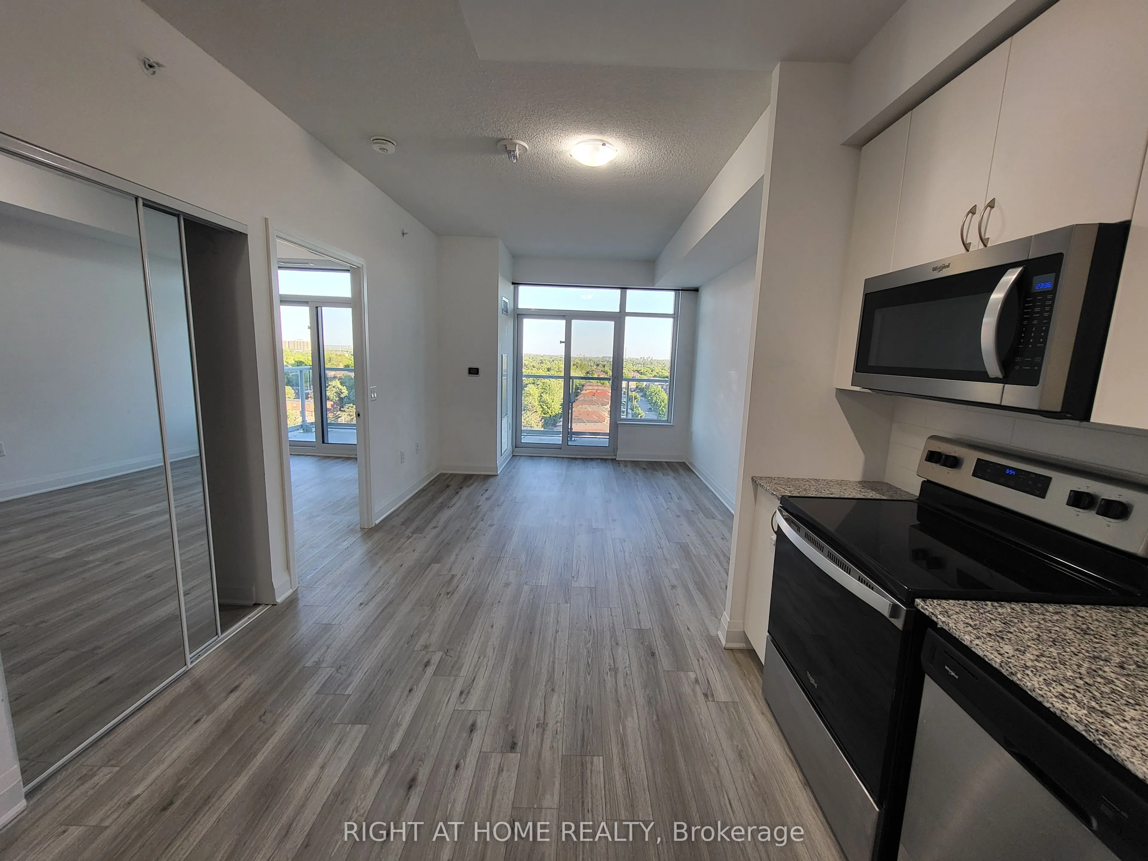 3220 Sheppard Avenue E, #1008
