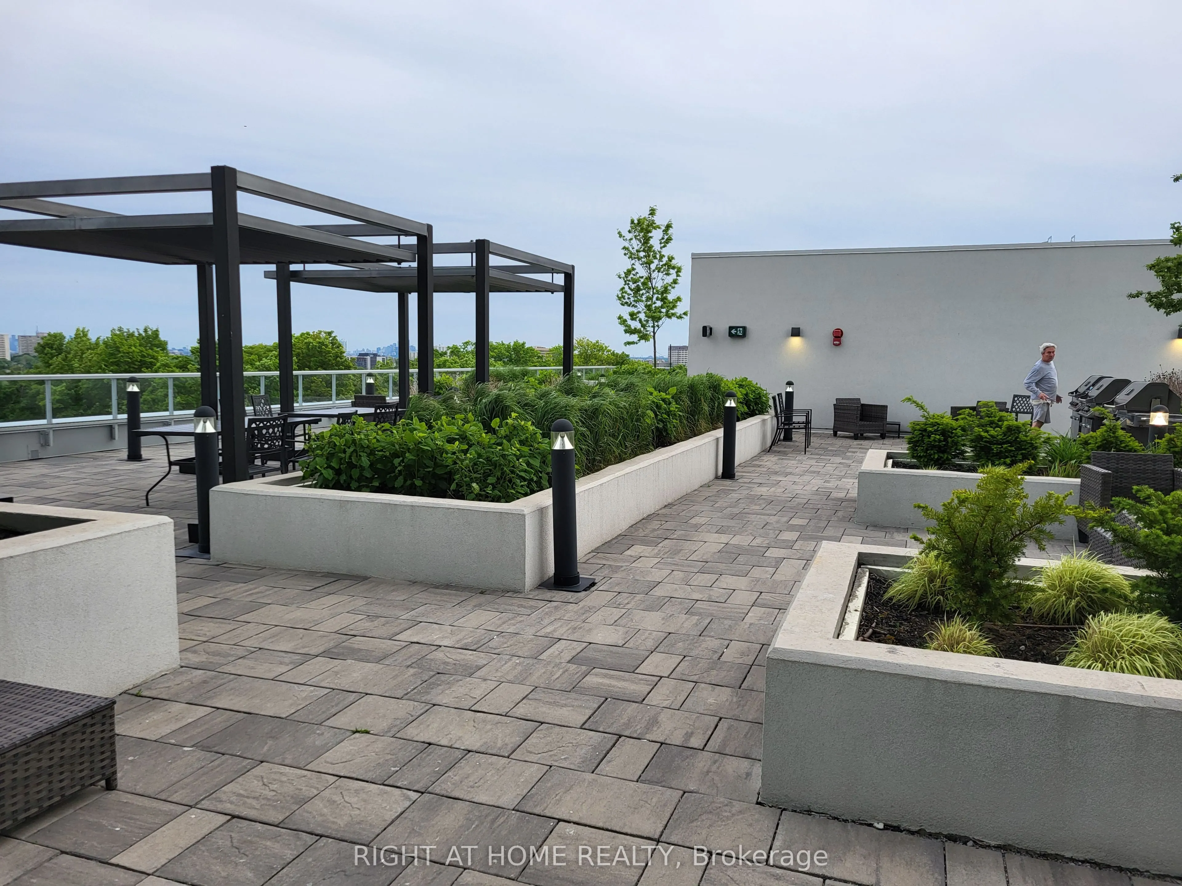 3220 Sheppard Avenue E, #1008