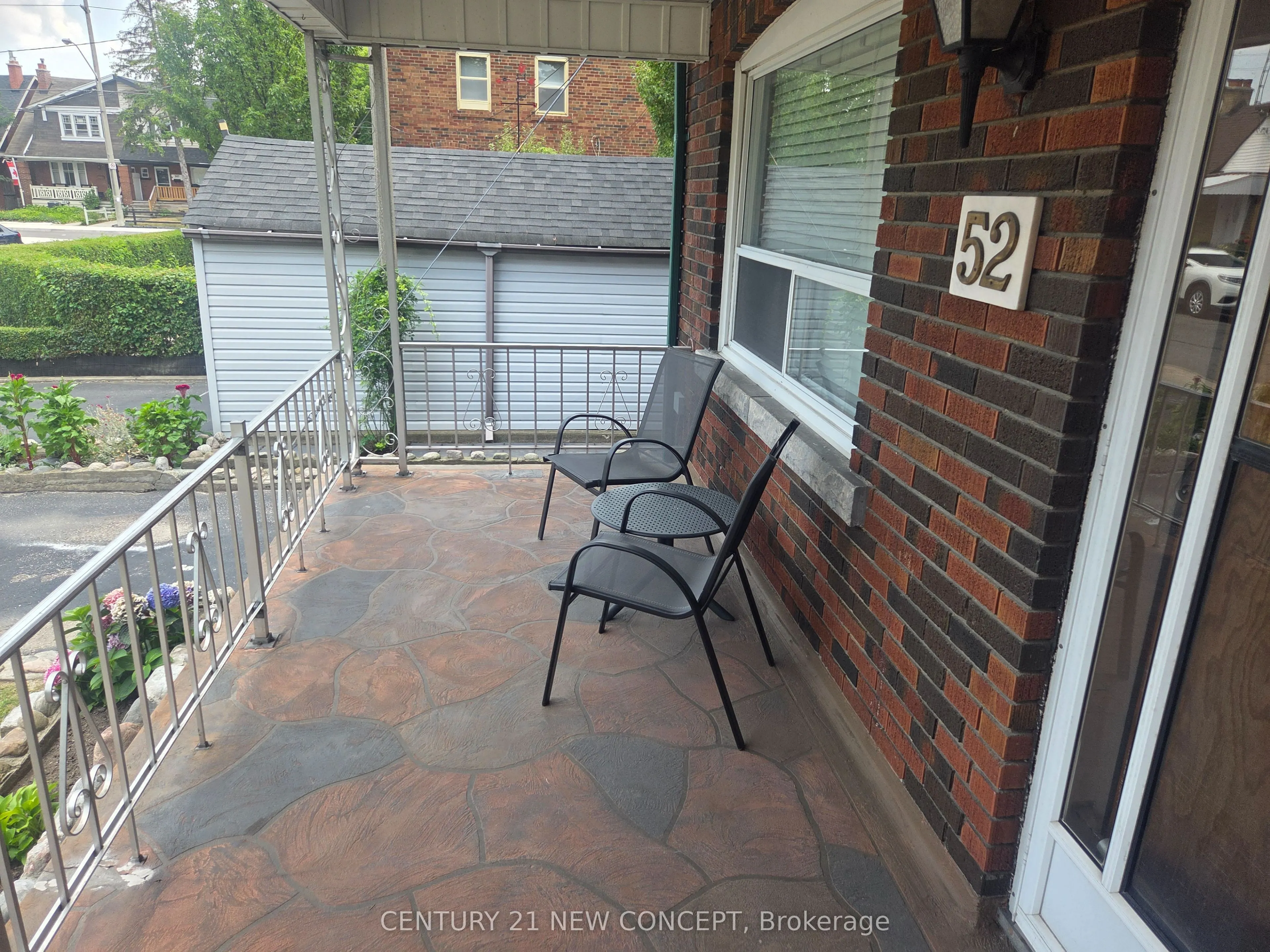 52 Frankdale Avenue