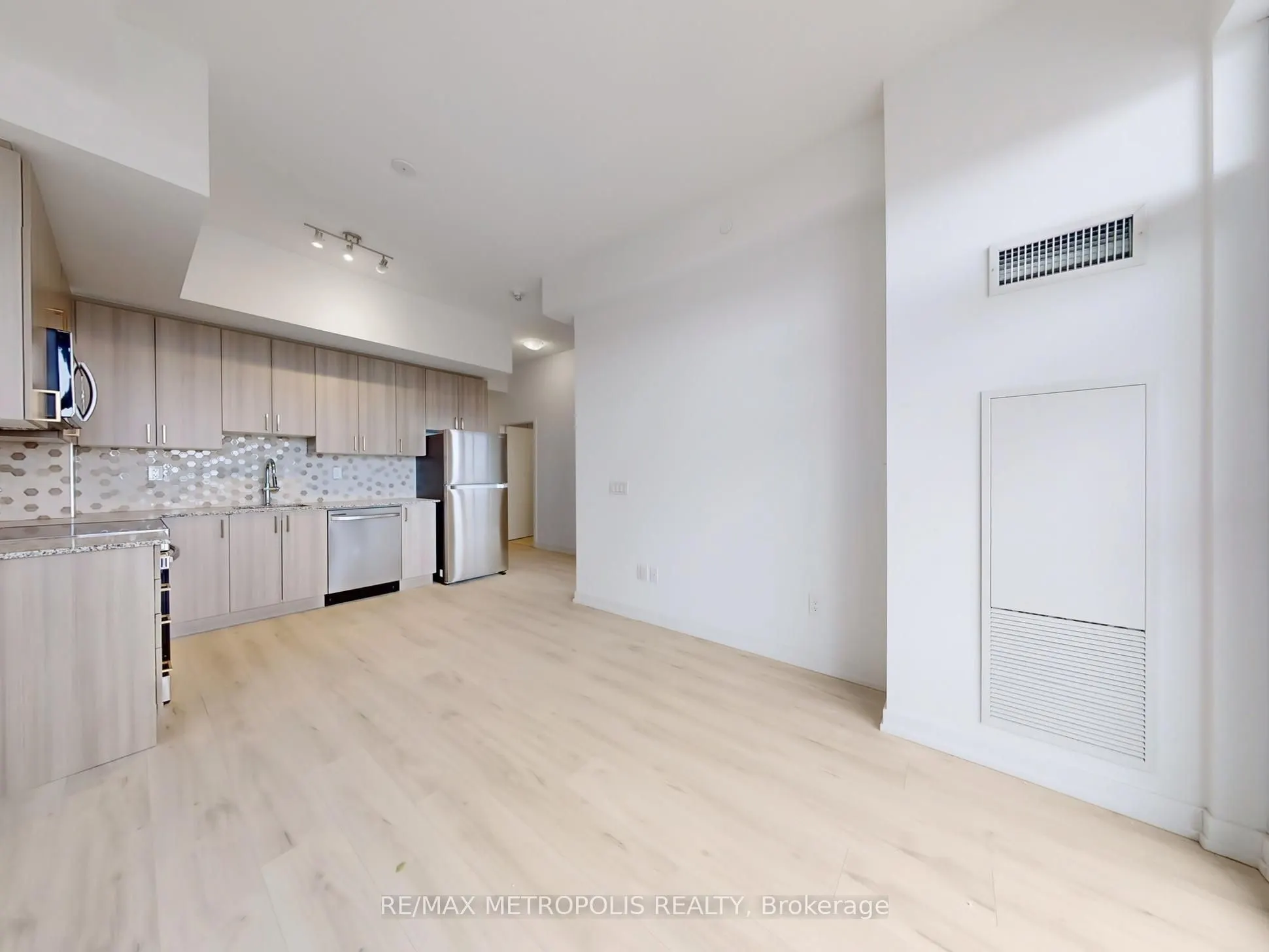 1435 Celebration Drive, #708