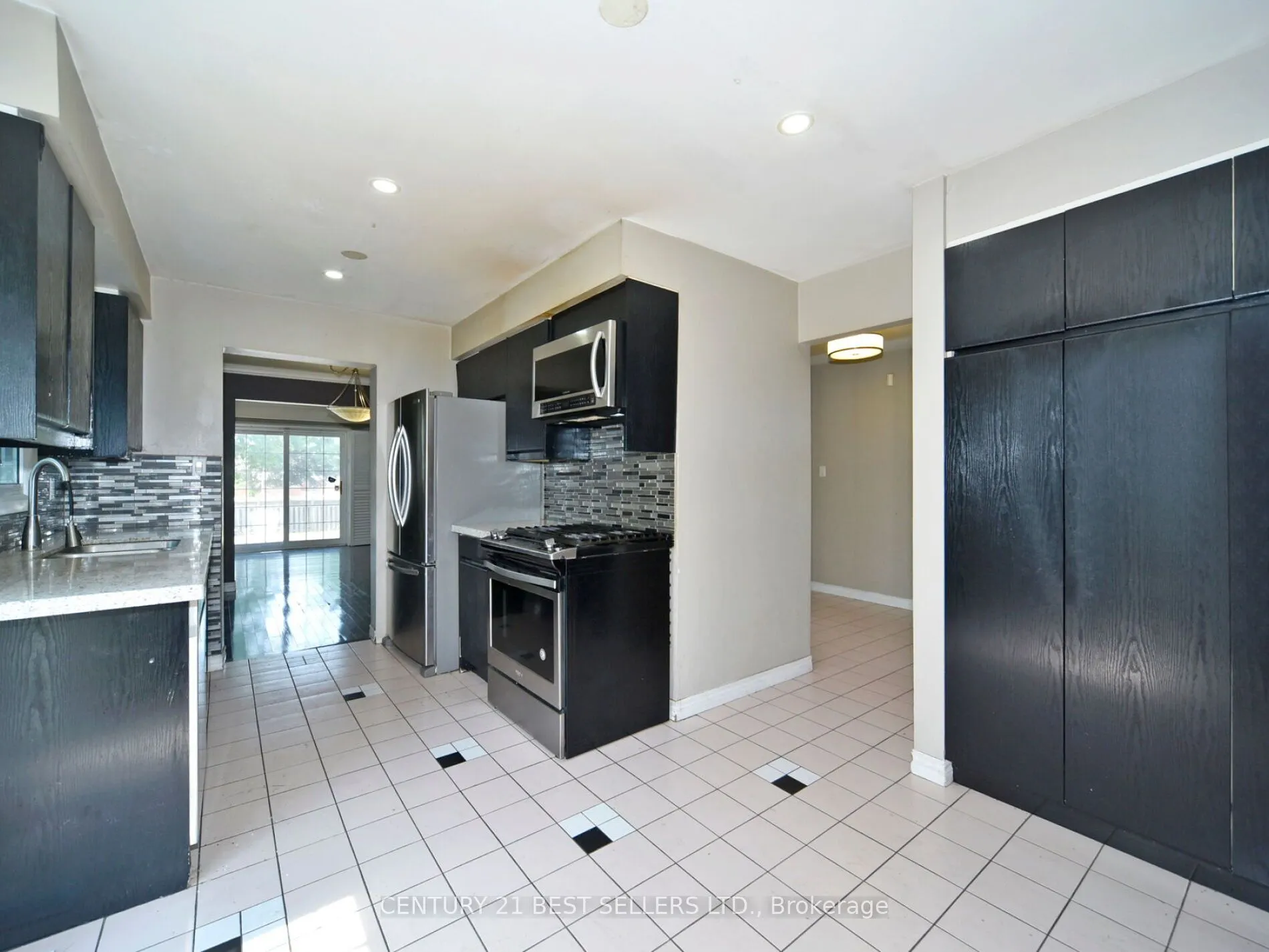 48 Marrakesh Drive