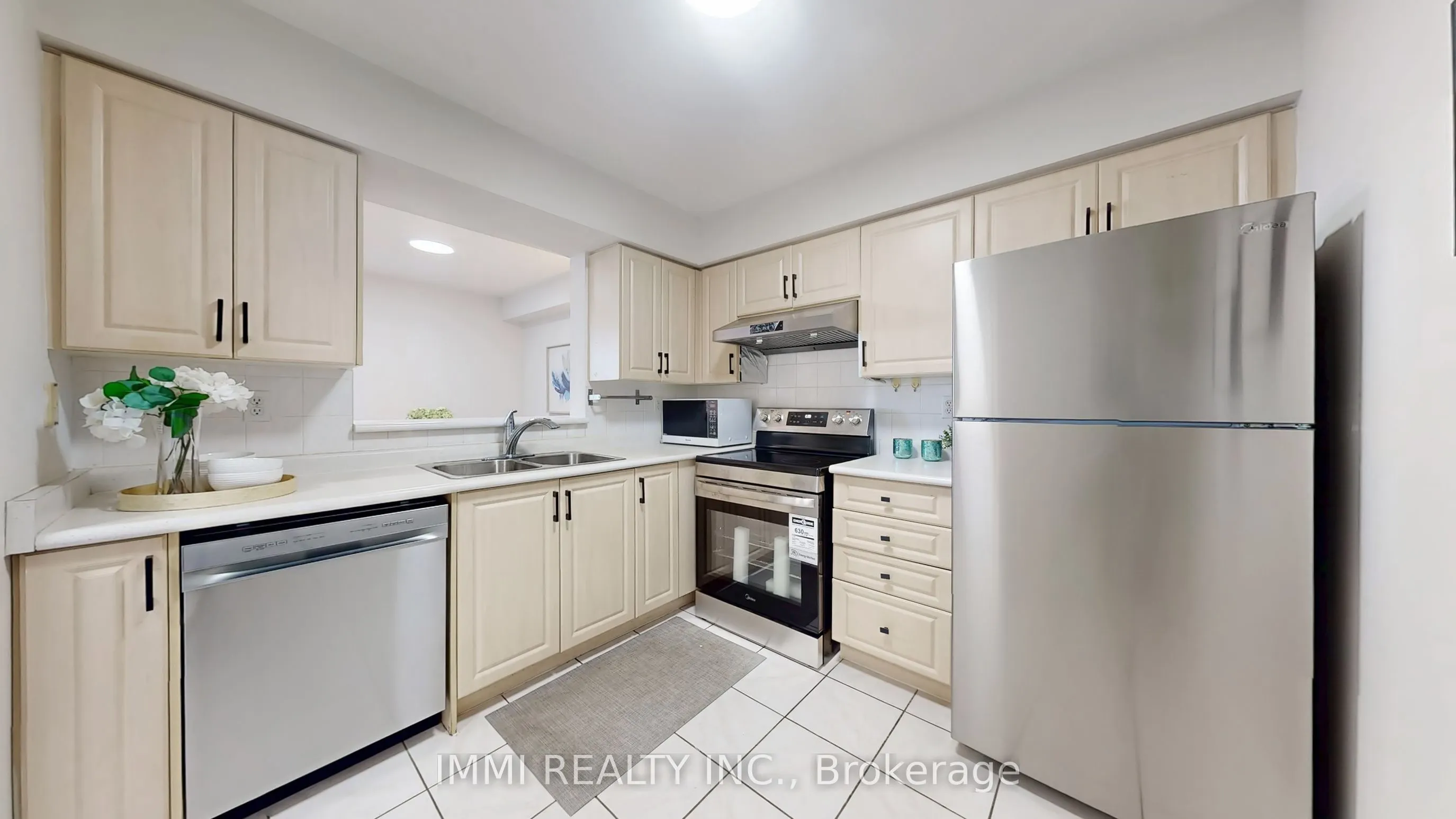 5039 Finch Avenue E, #2009
