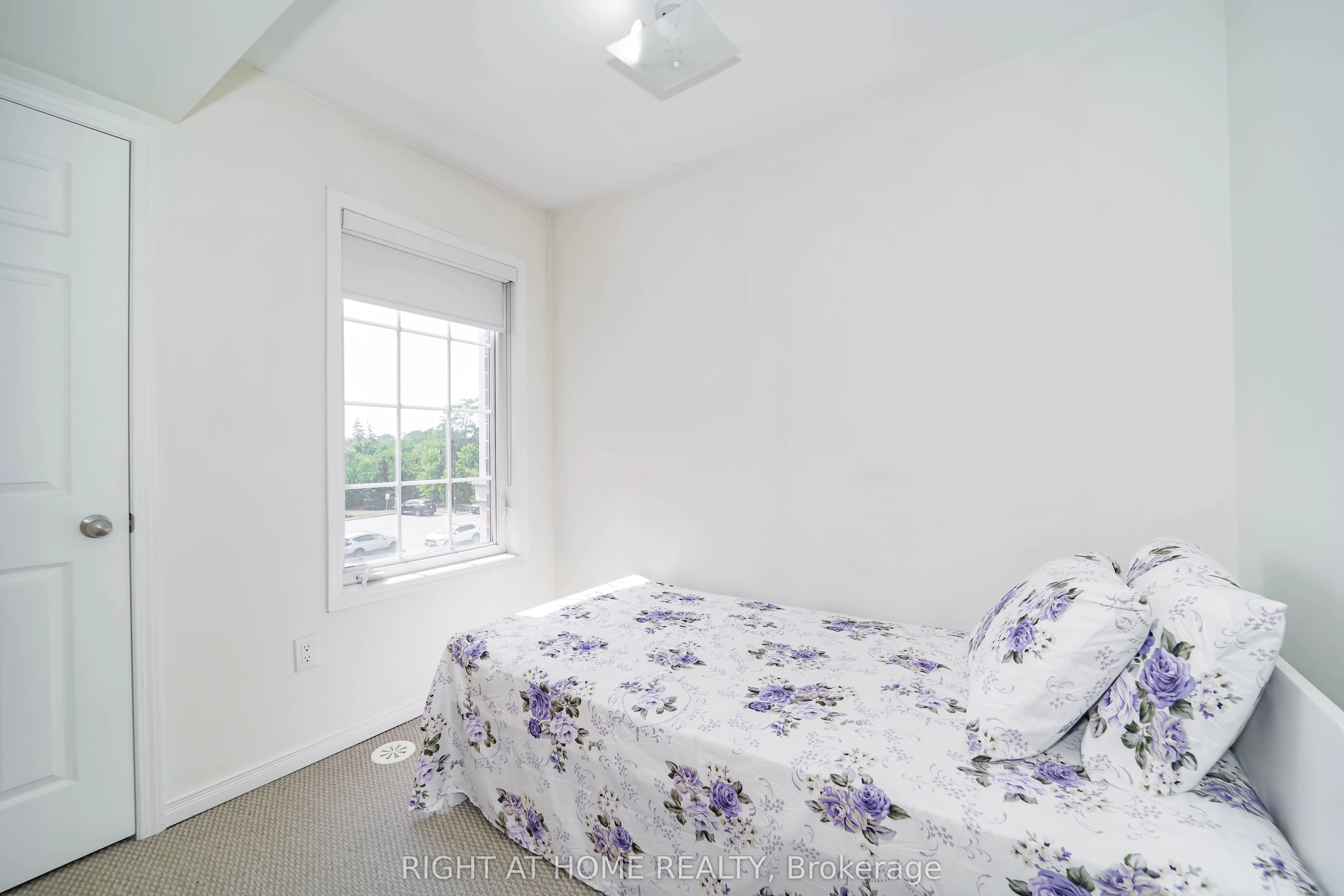 33 Island Road, #6
