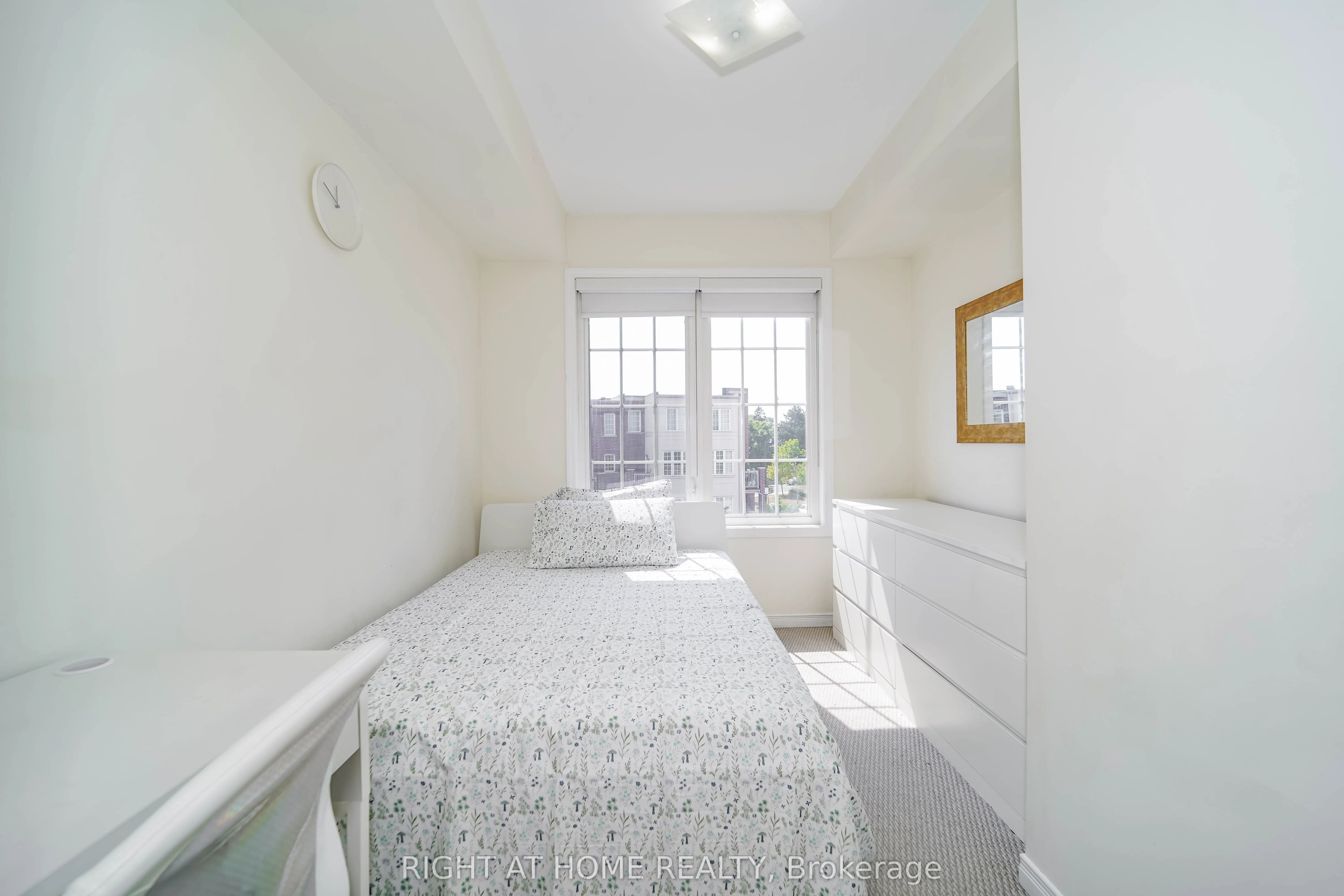 33 Island Road, #6