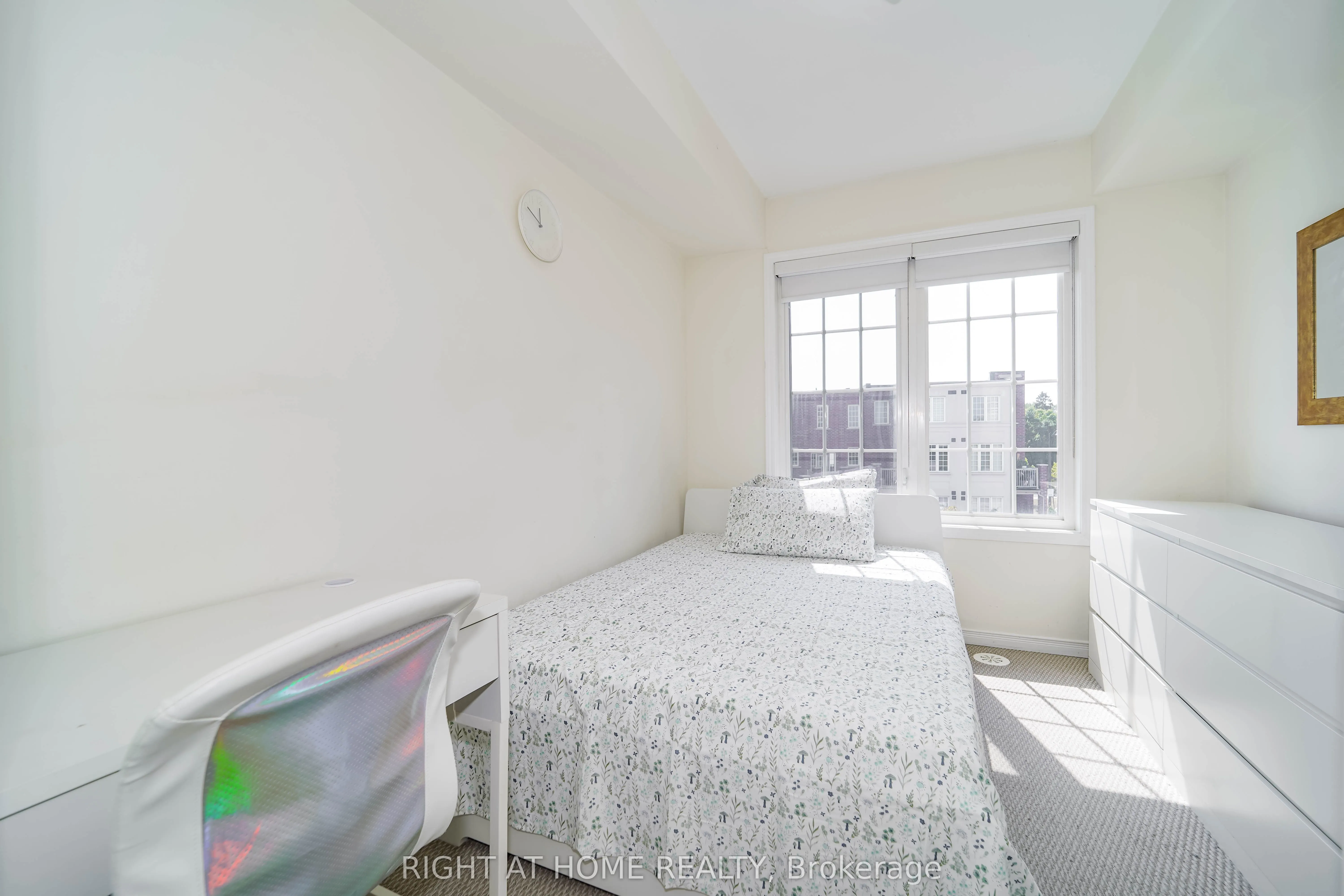 33 Island Road, #6