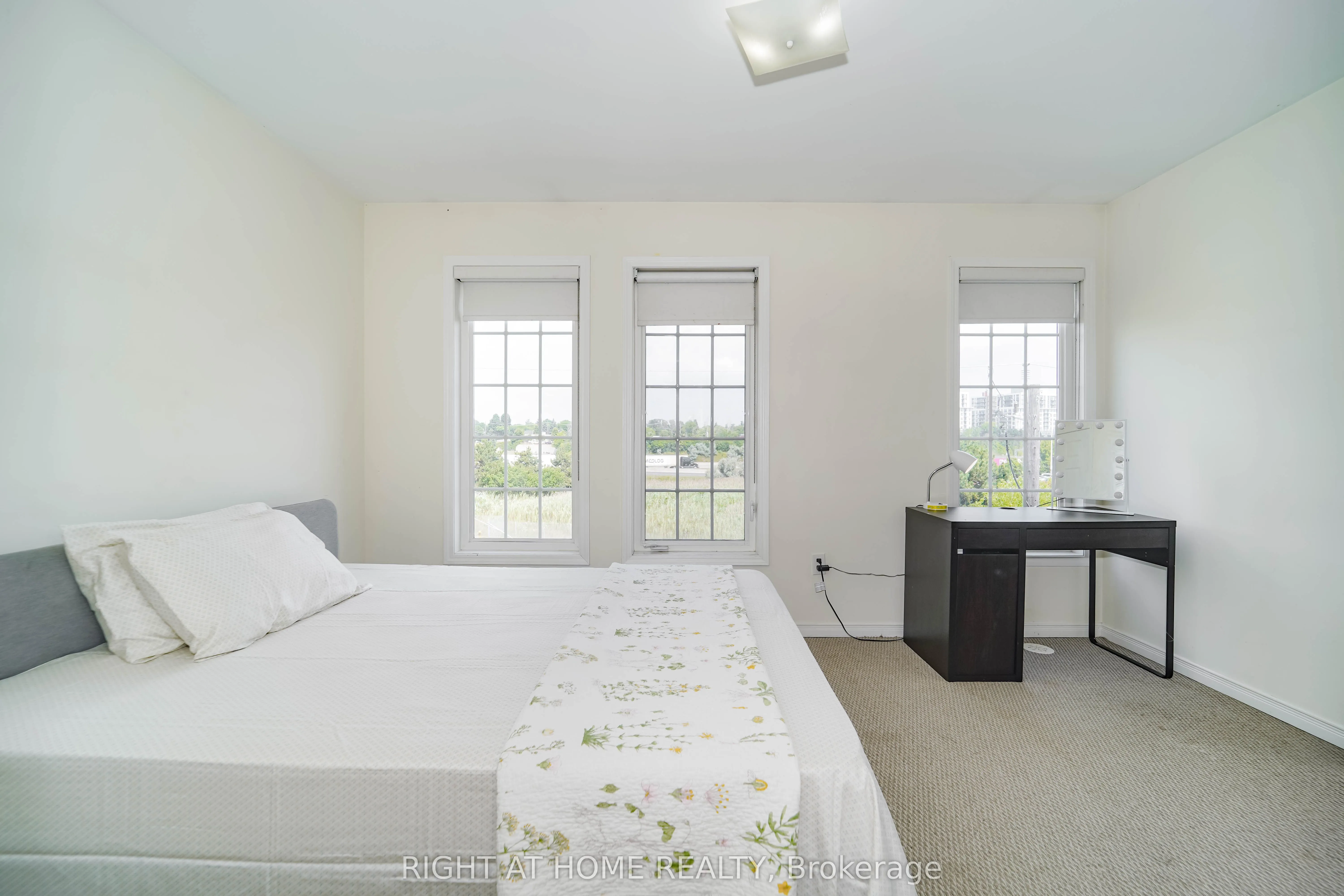 33 Island Road, #6