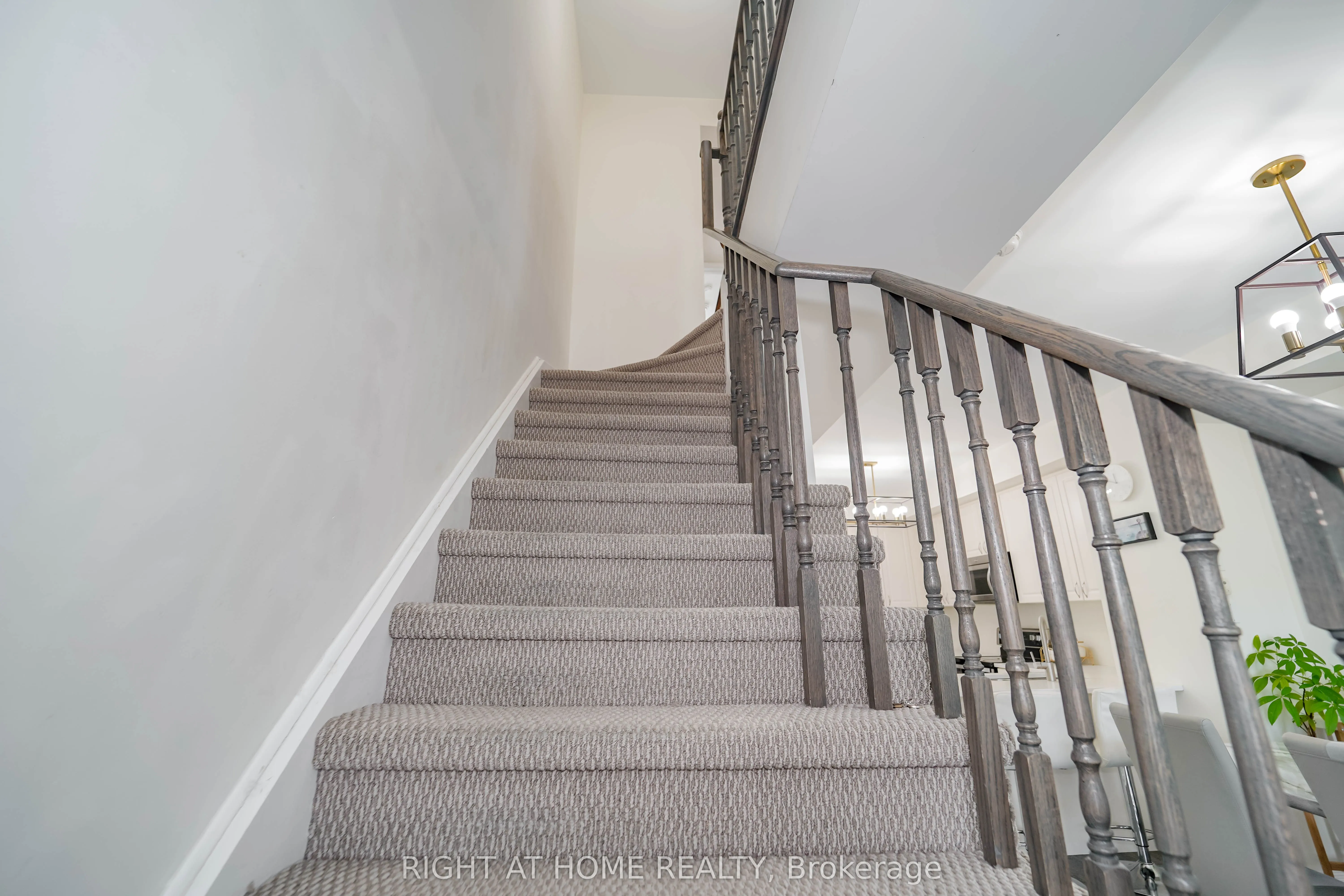 33 Island Road, #6