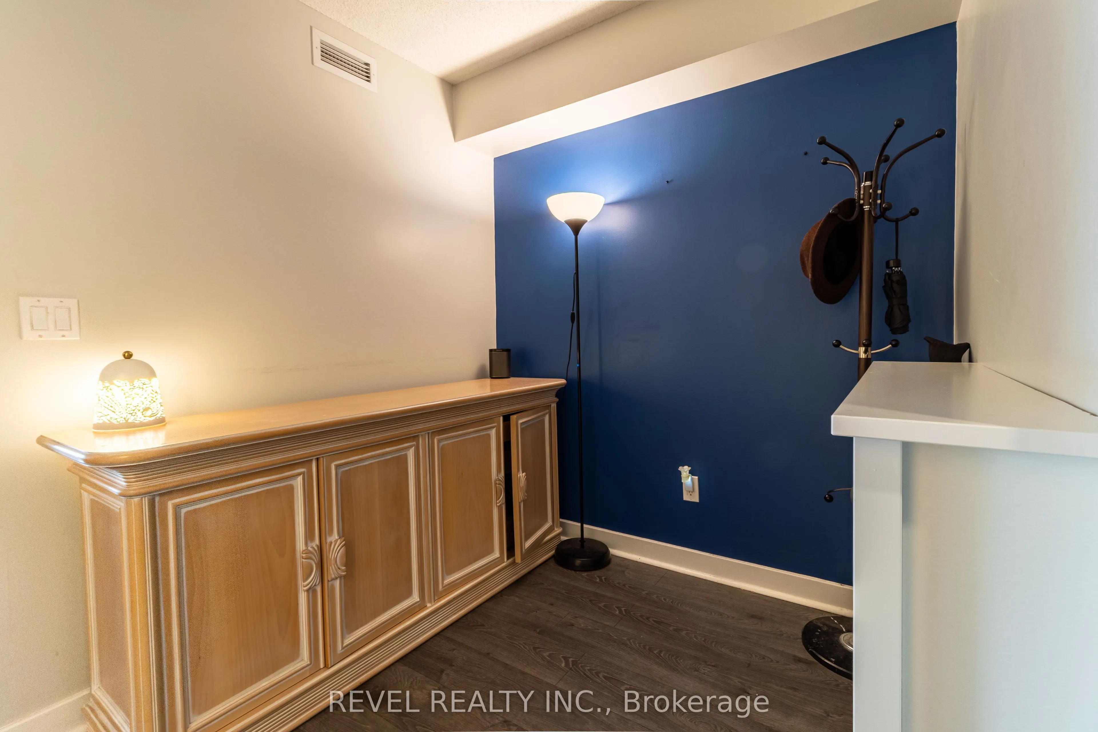 185 Bonis Avenue, #510