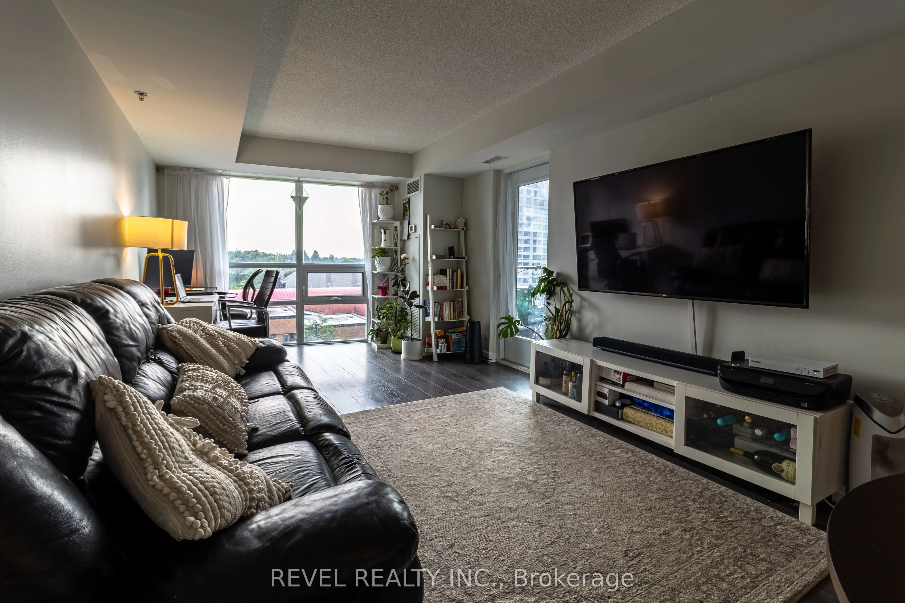 185 Bonis Avenue, #510