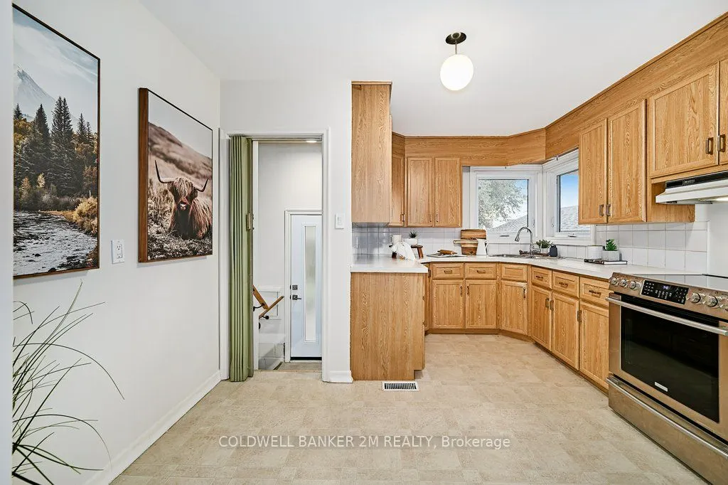 41 Roosevelt Avenue