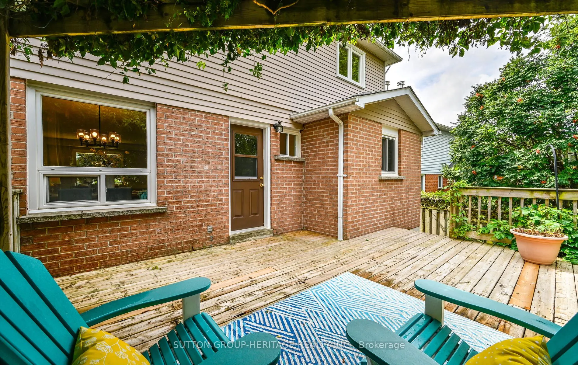 10 Plowman Drive