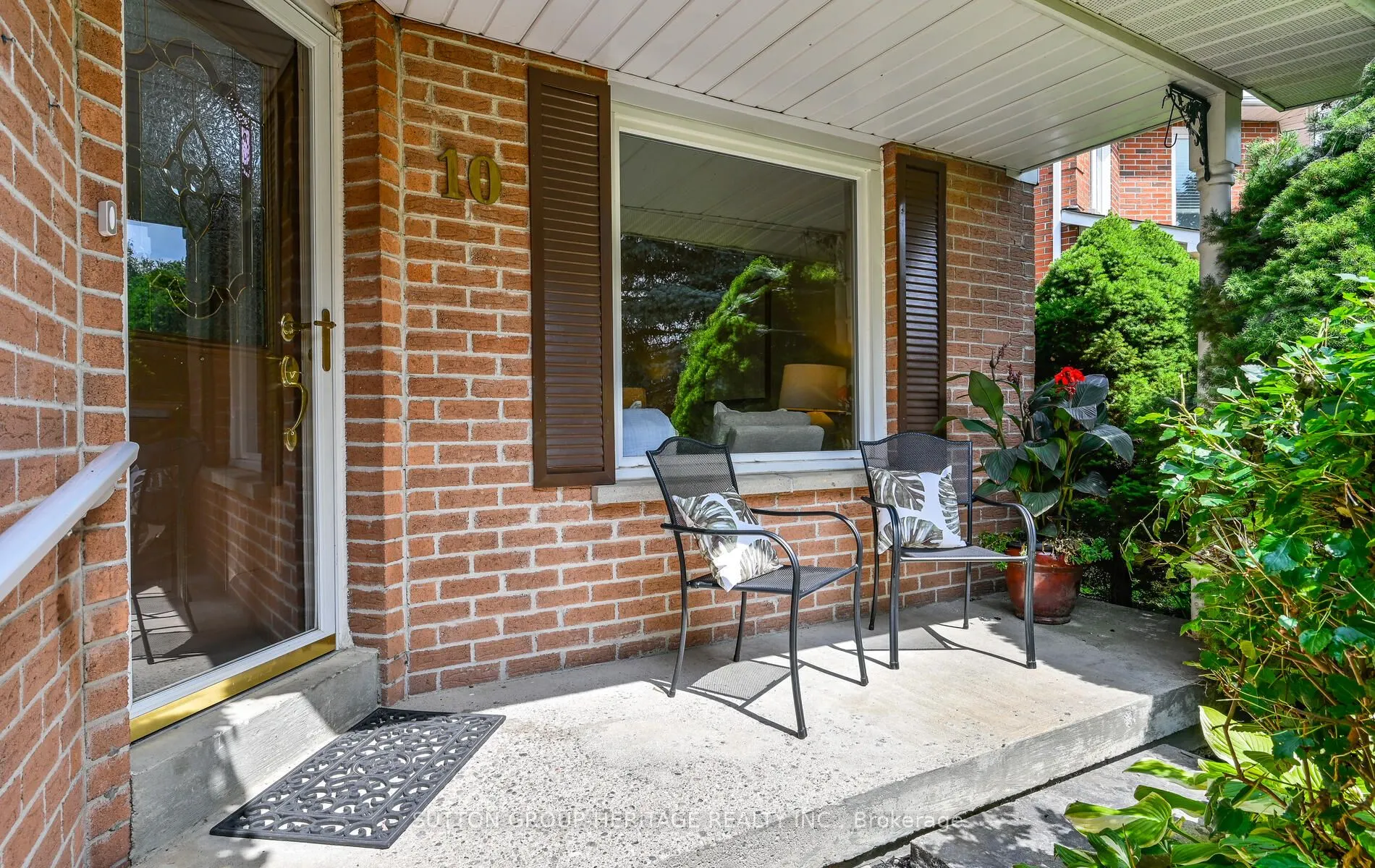 10 Plowman Drive