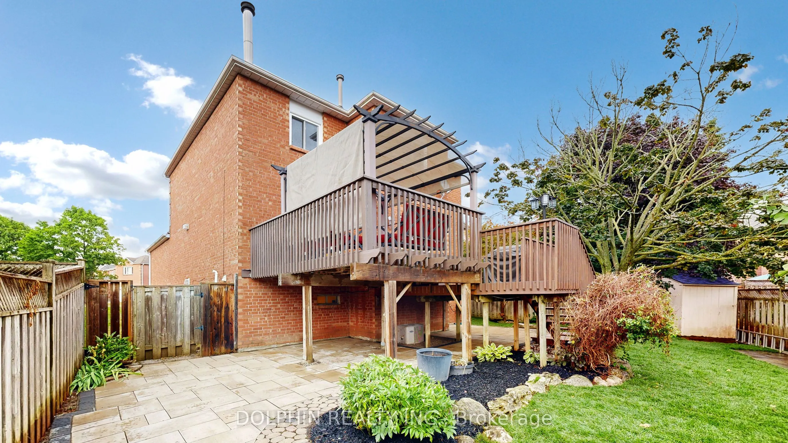 27 Carle Crescent