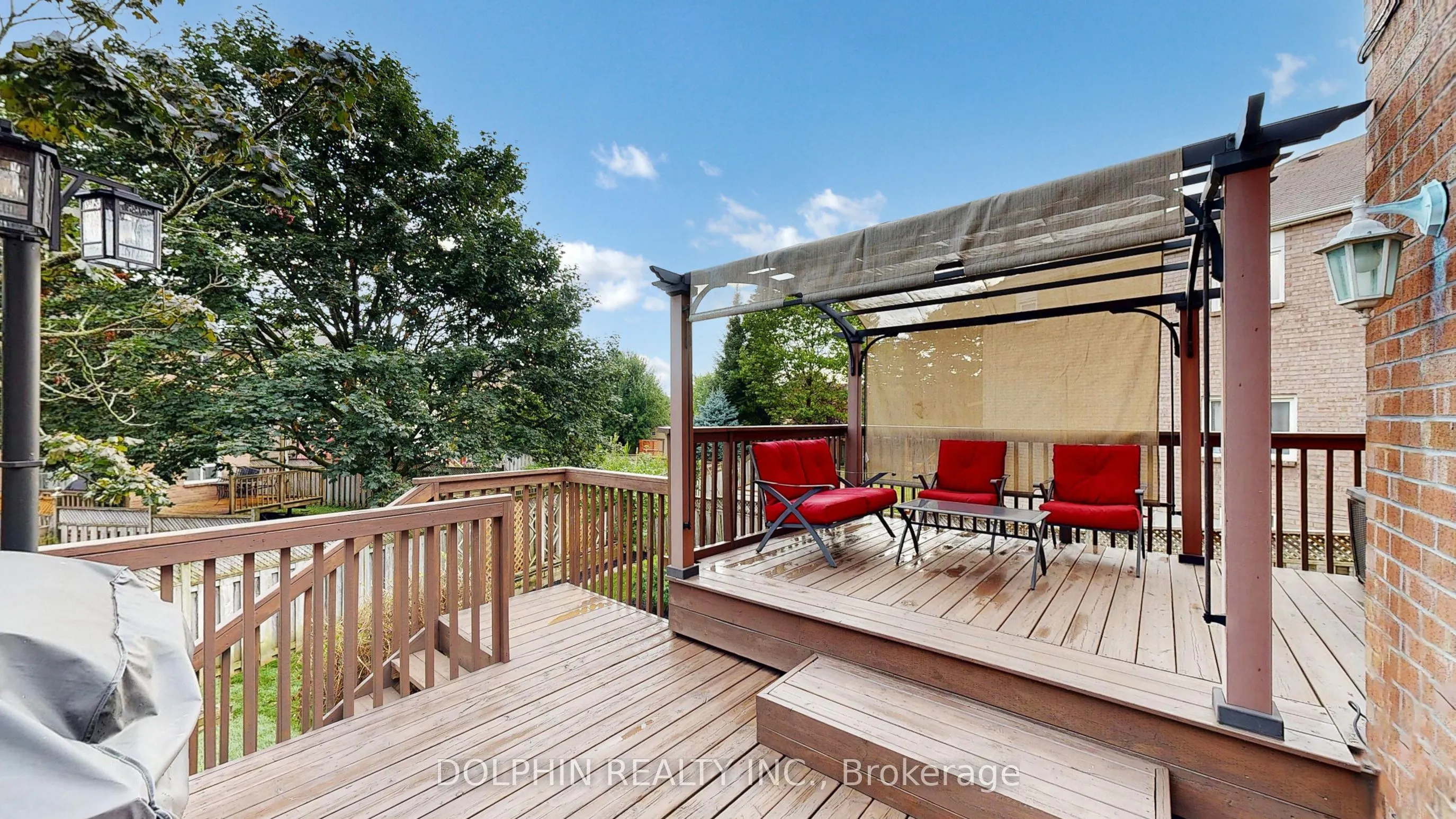 27 Carle Crescent