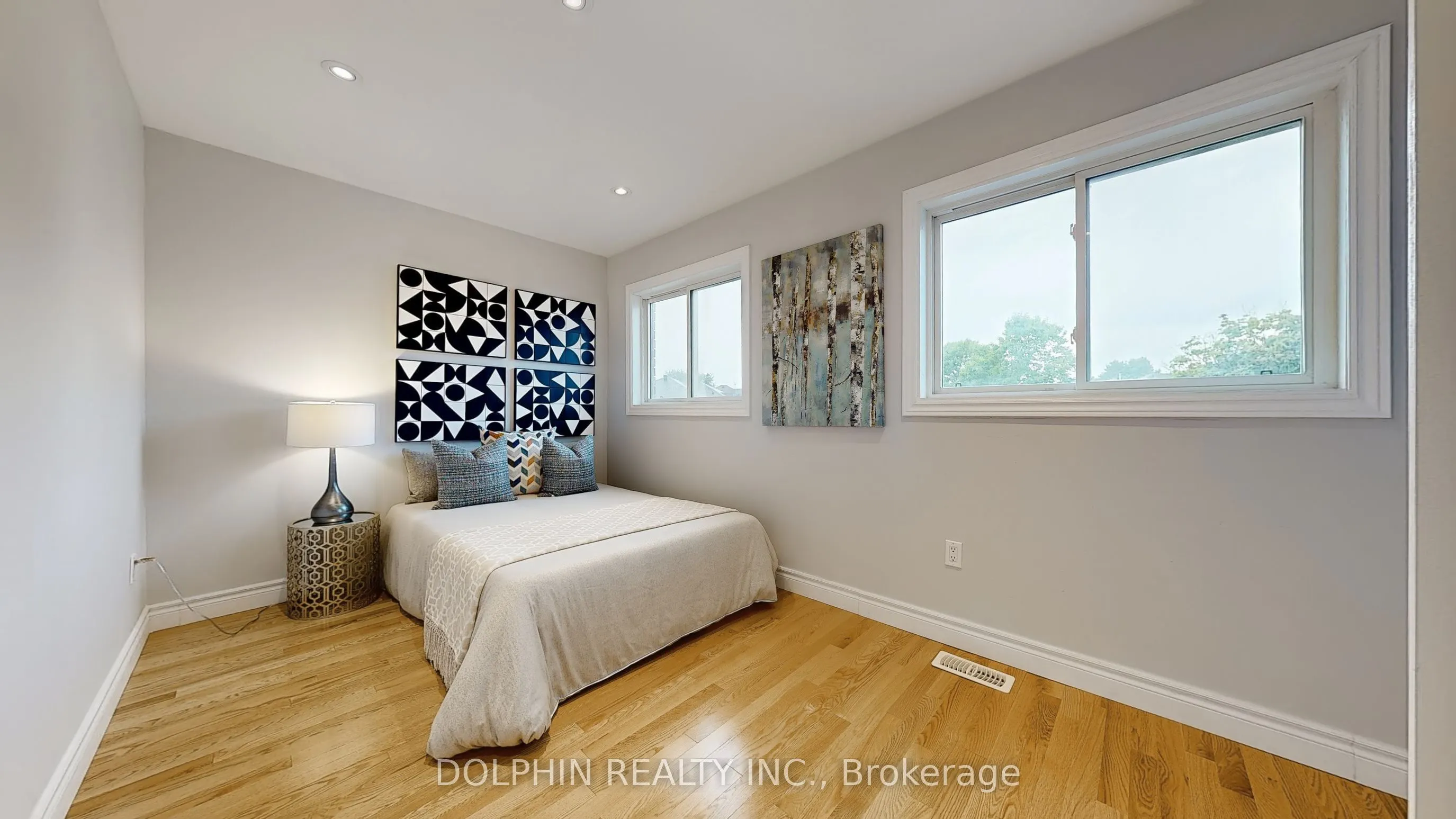 27 Carle Crescent