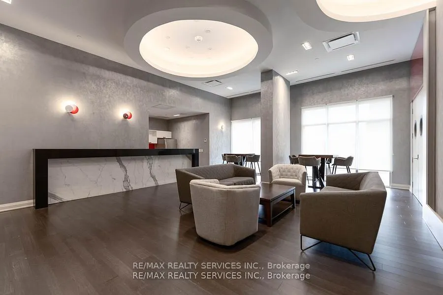 30 Meadowglen Place, #2003