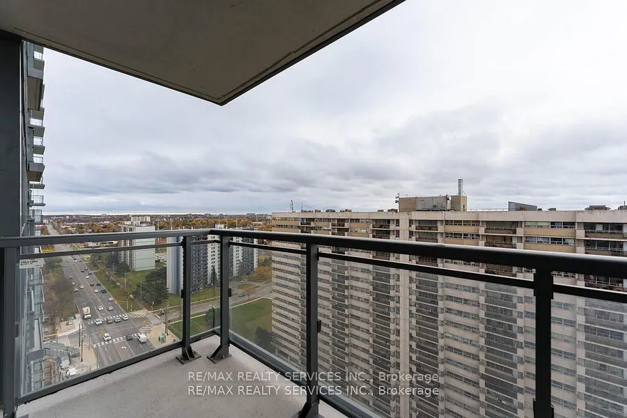30 Meadowglen Place, #2003
